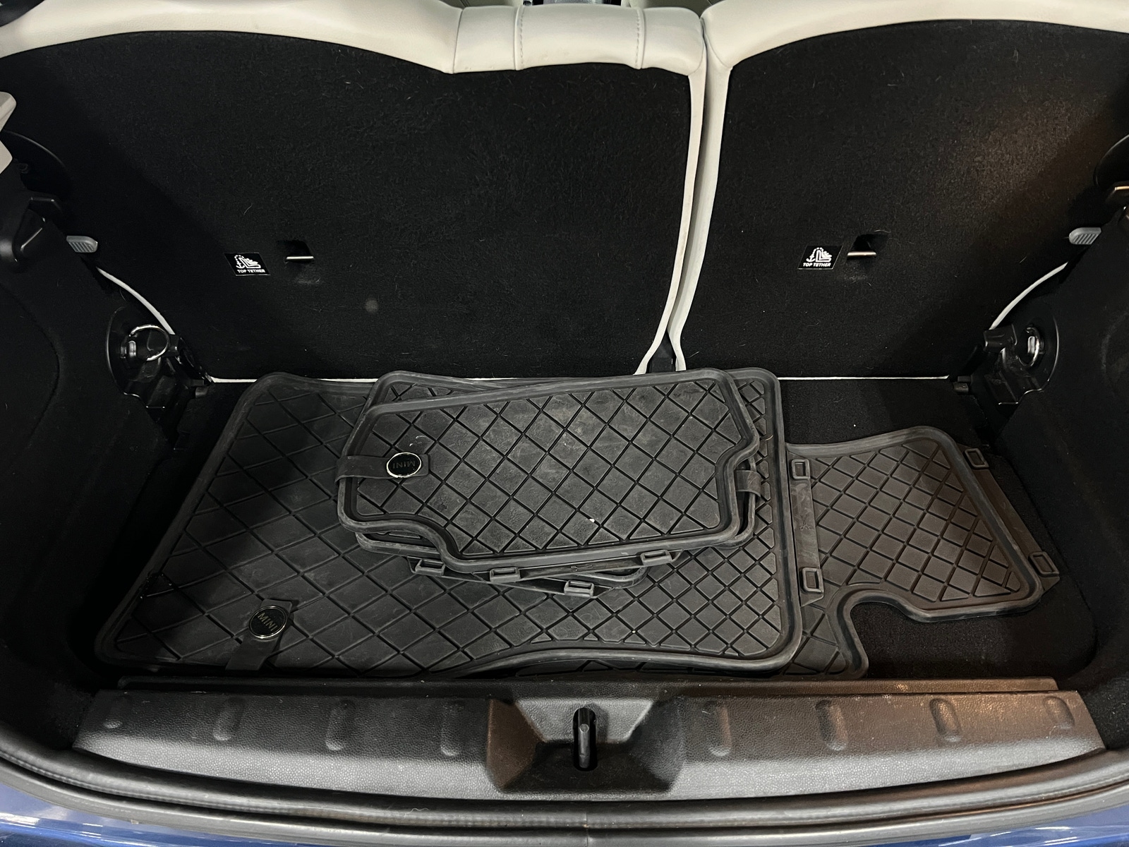 Thumbnail: 2016 MINI Cooper Hardtop - 6