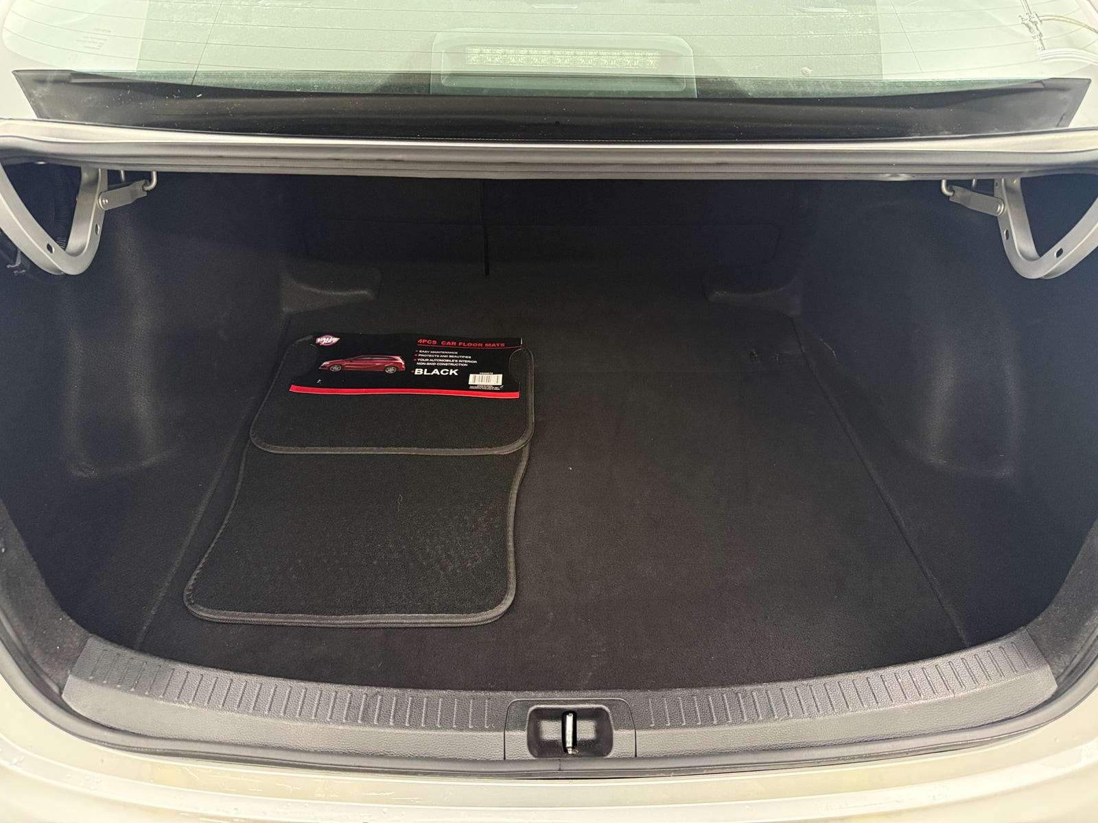 Thumbnail: 2023 Toyota Corolla - 7