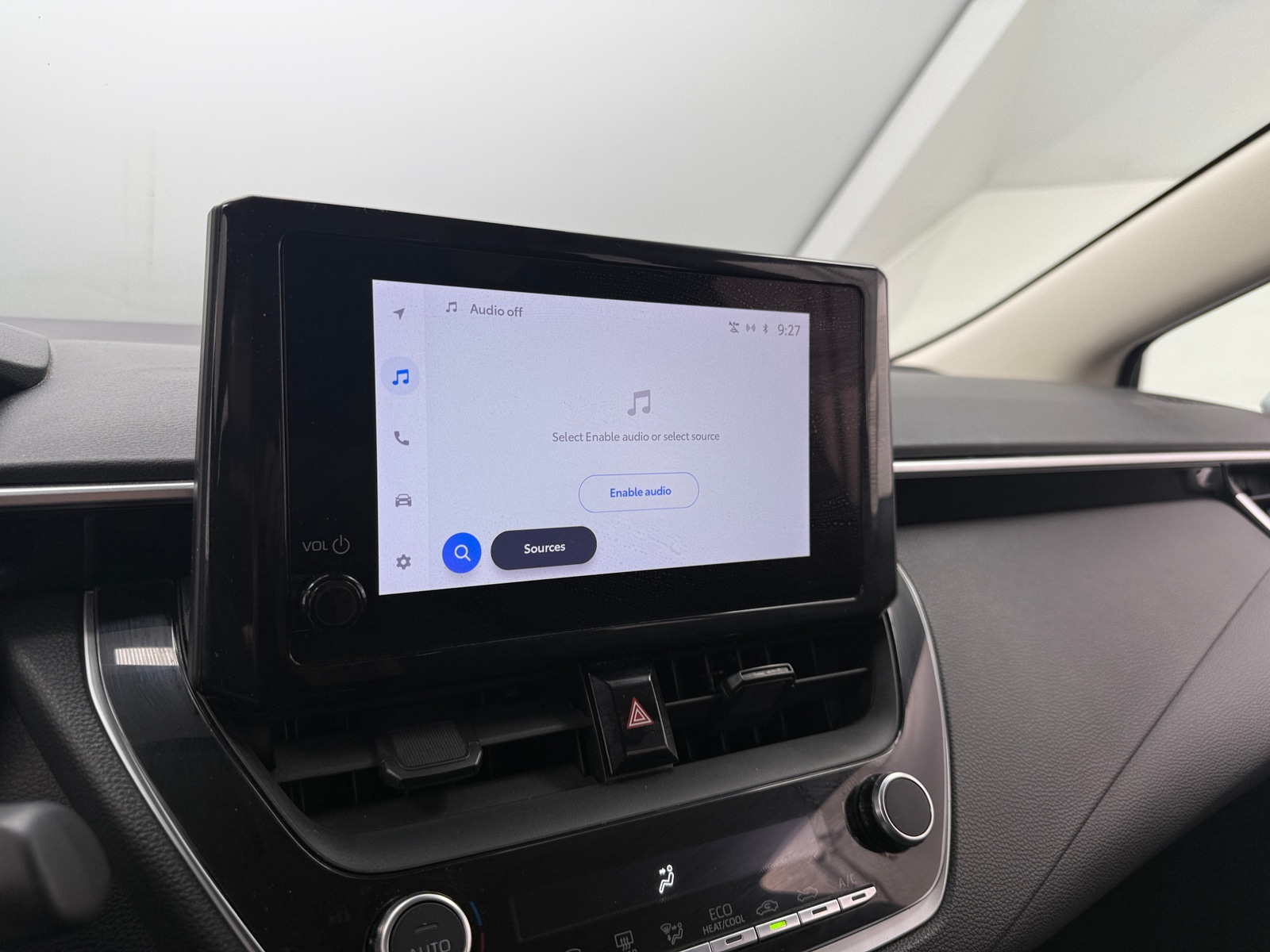 Thumbnail: 2023 Toyota Corolla - 4