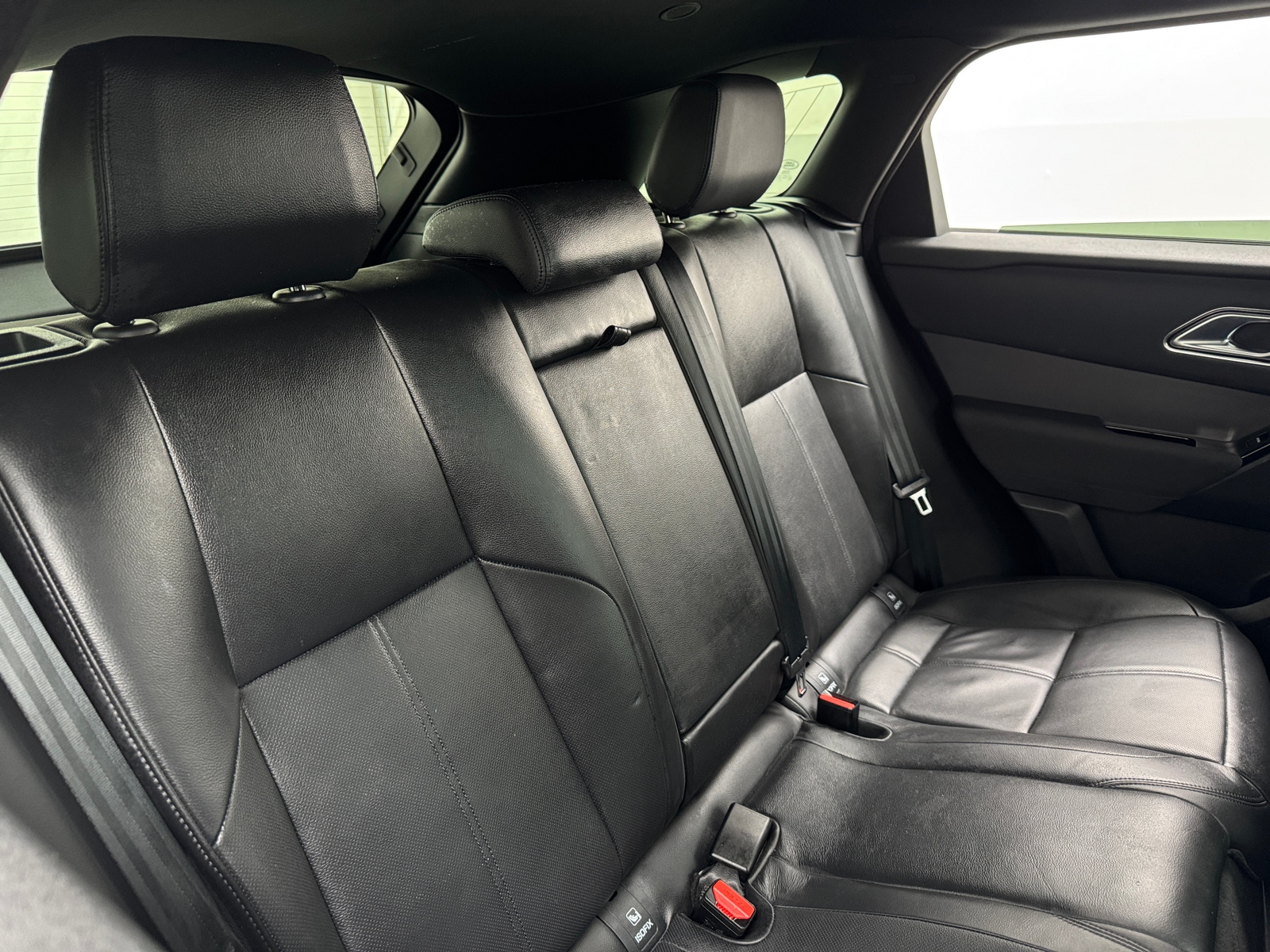 Thumbnail: 2025 Land Rover Range Rover Velar - 5