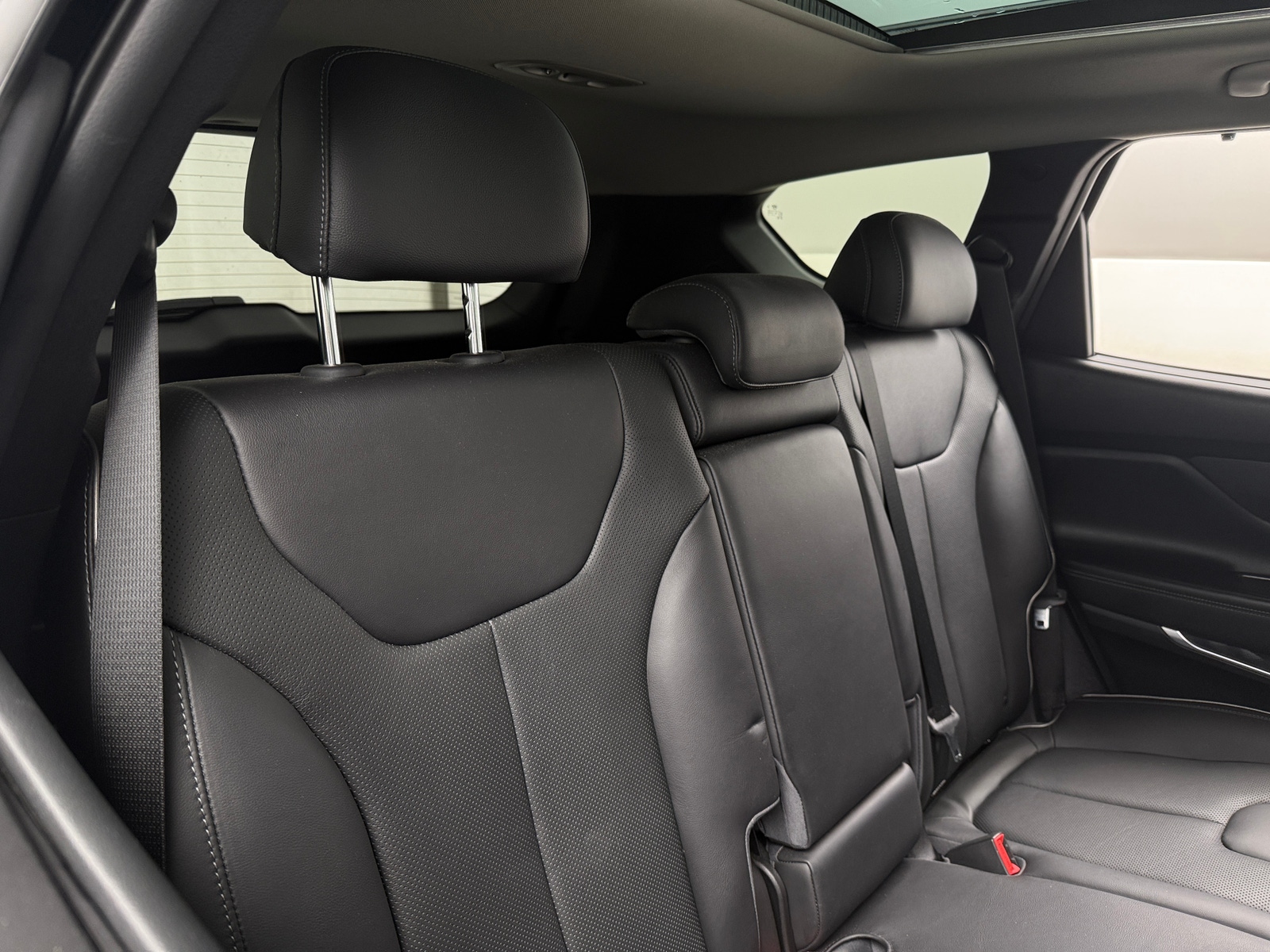 Thumbnail: 2022 Hyundai Santa Fe - 5