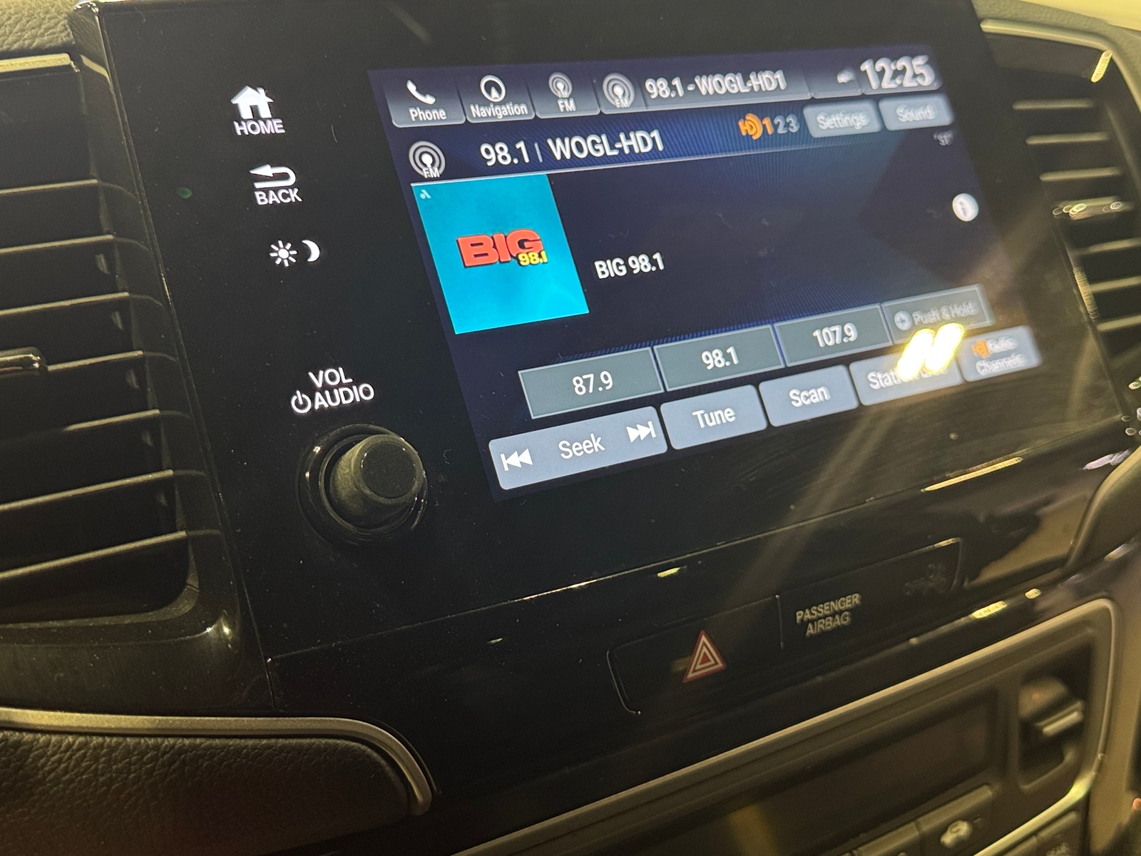 Thumbnail: 2022 Honda Passport - 3