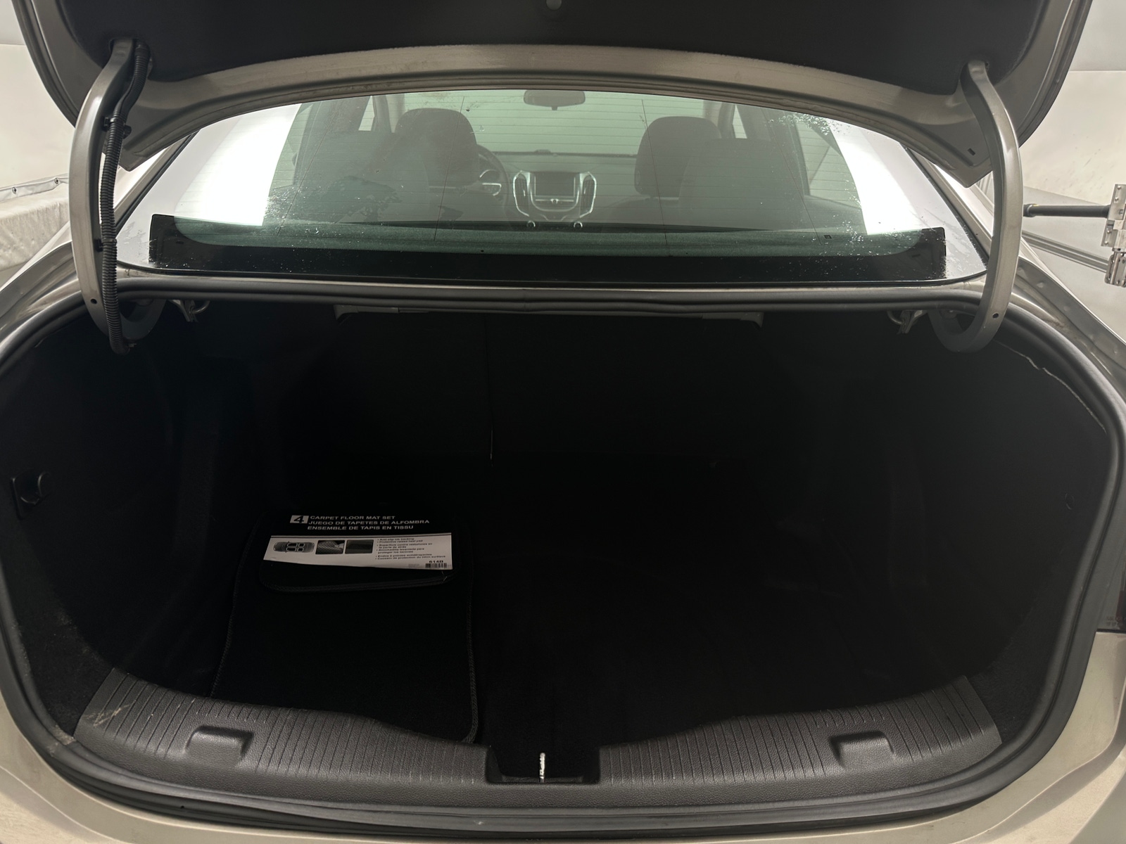 Thumbnail: 2018 Chevrolet Cruze - 7