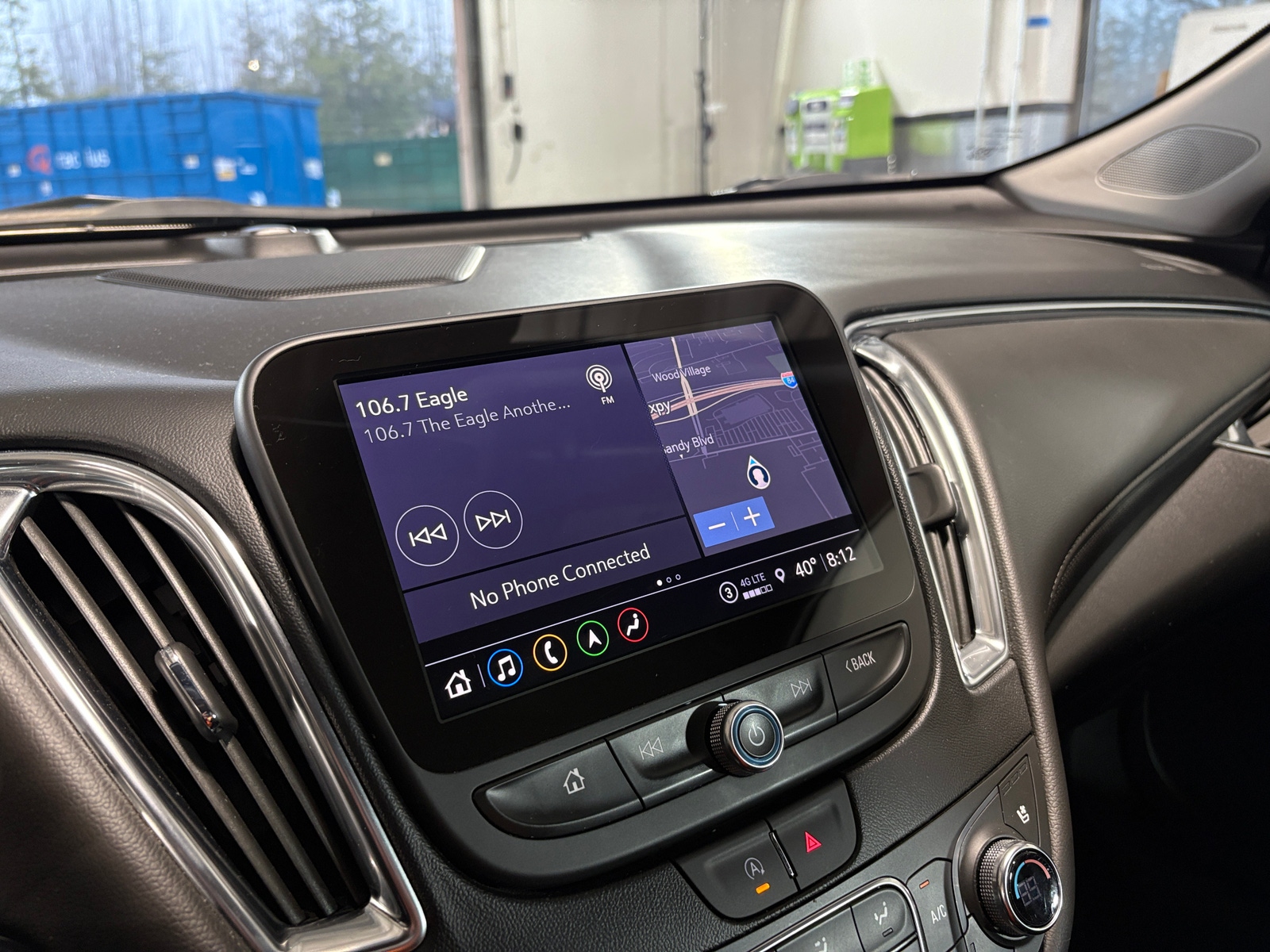 Thumbnail: 2024 Chevrolet Malibu - 3