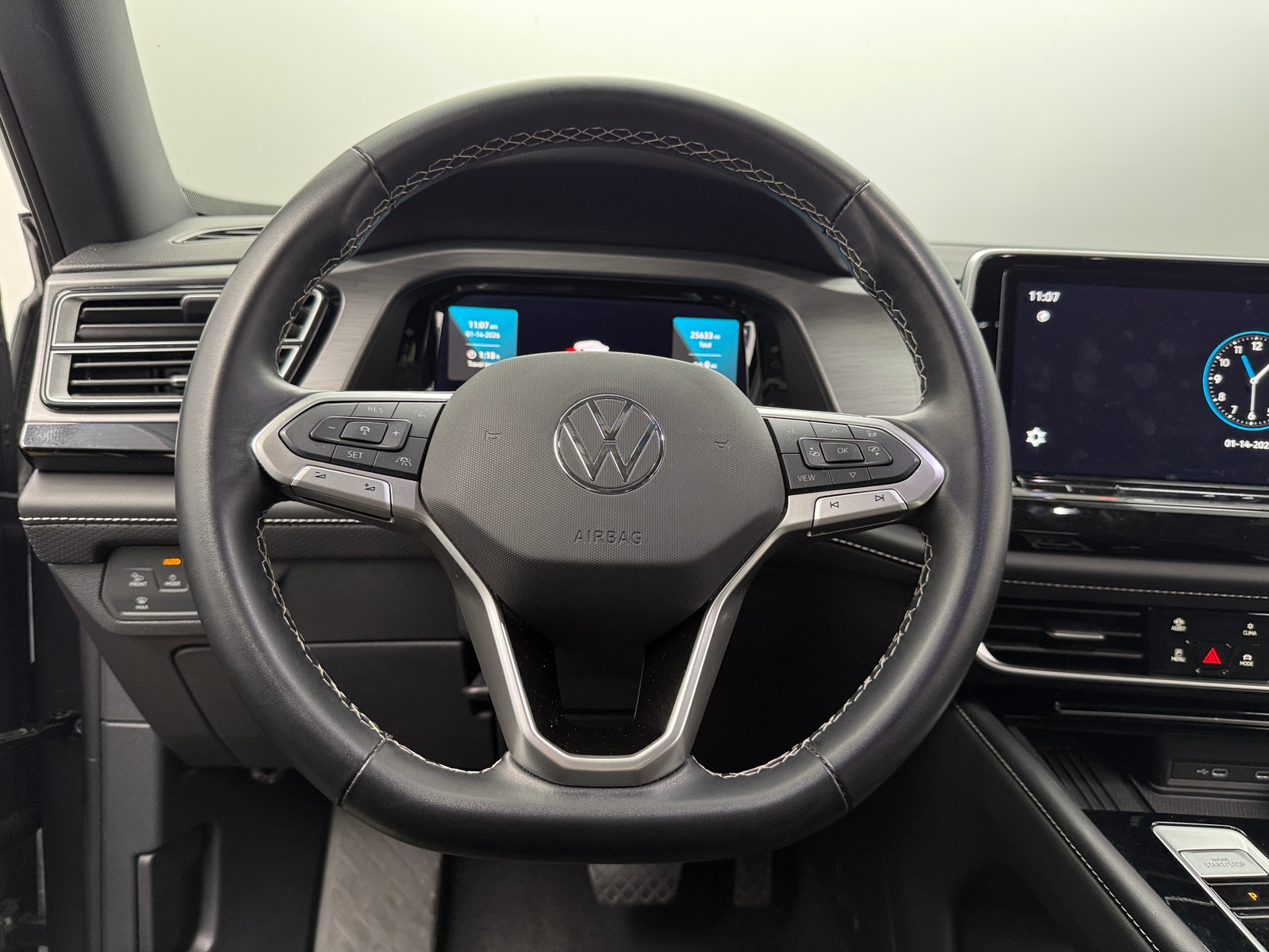 Thumbnail: 2025 Volkswagen Atlas - 4