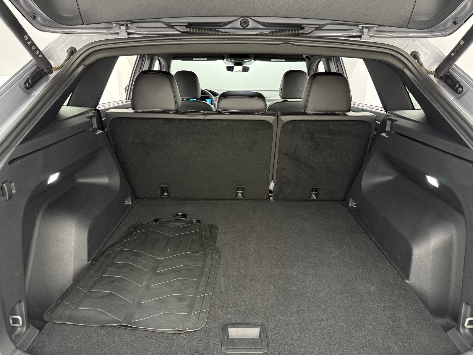 Thumbnail: 2025 Volkswagen Atlas - 6