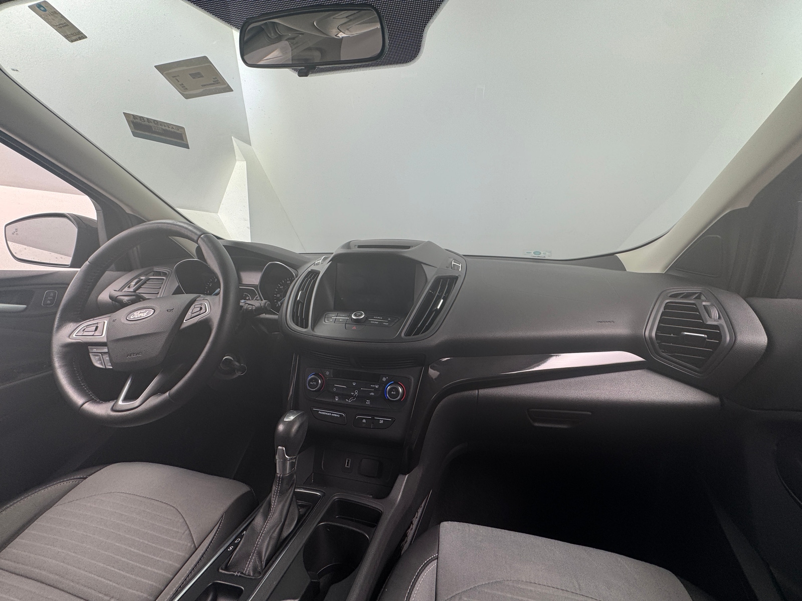 Thumbnail: 2017 Ford Escape - 3