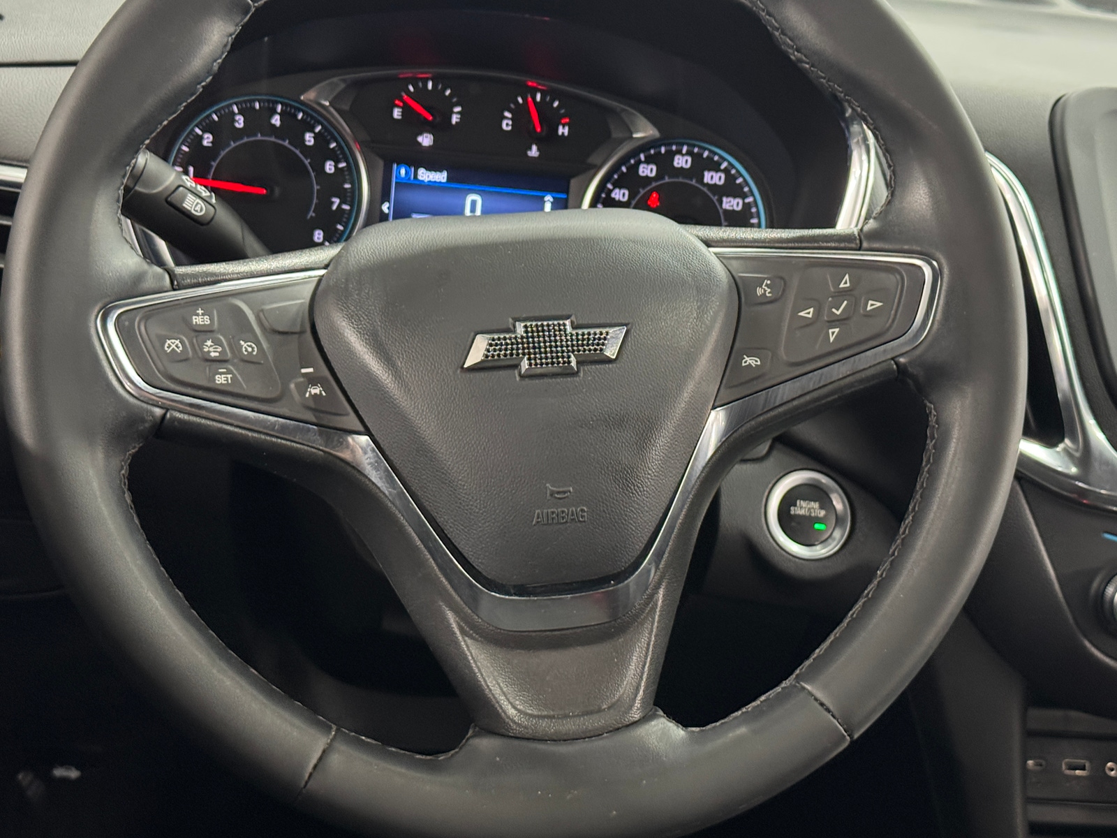 Thumbnail: 2023 Chevrolet Equinox - 5