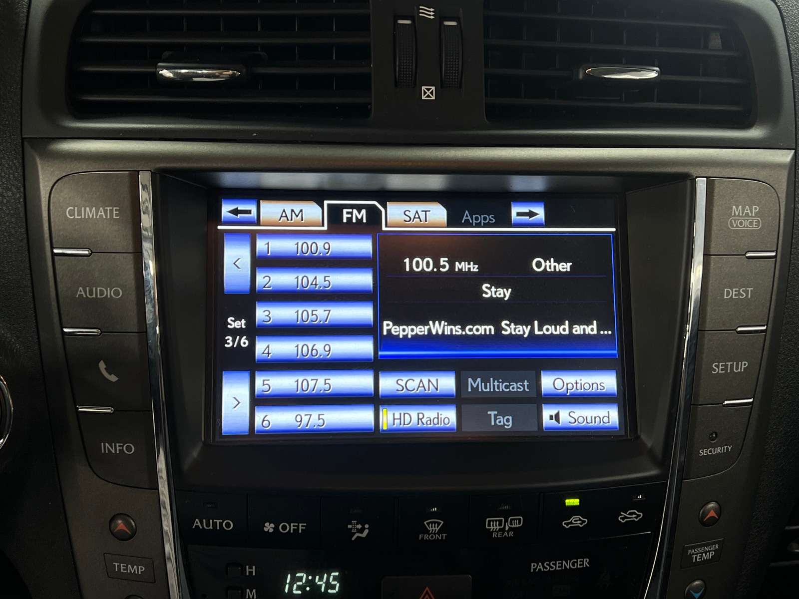 Thumbnail: 2015 Lexus IS - 3