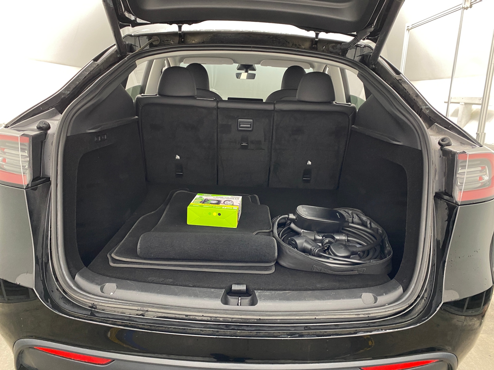 Thumbnail: 2023 Tesla Model Y - 6