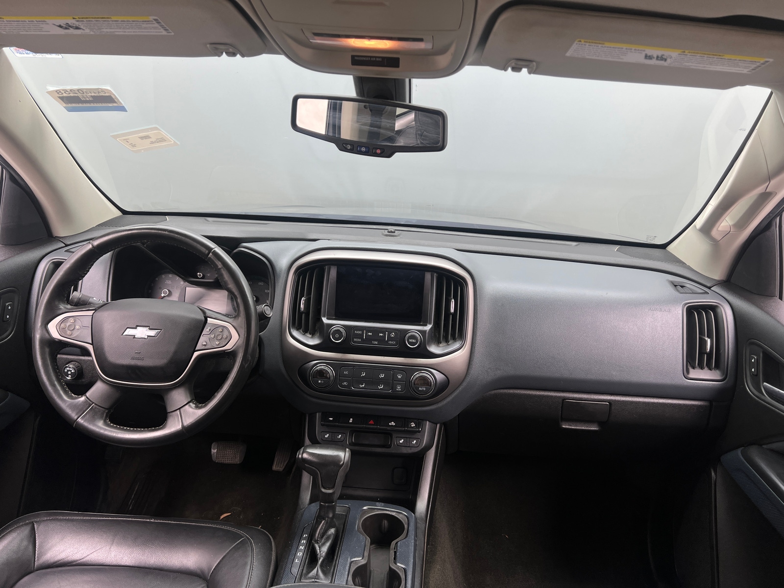 Thumbnail: 2018 Chevrolet Colorado - 3