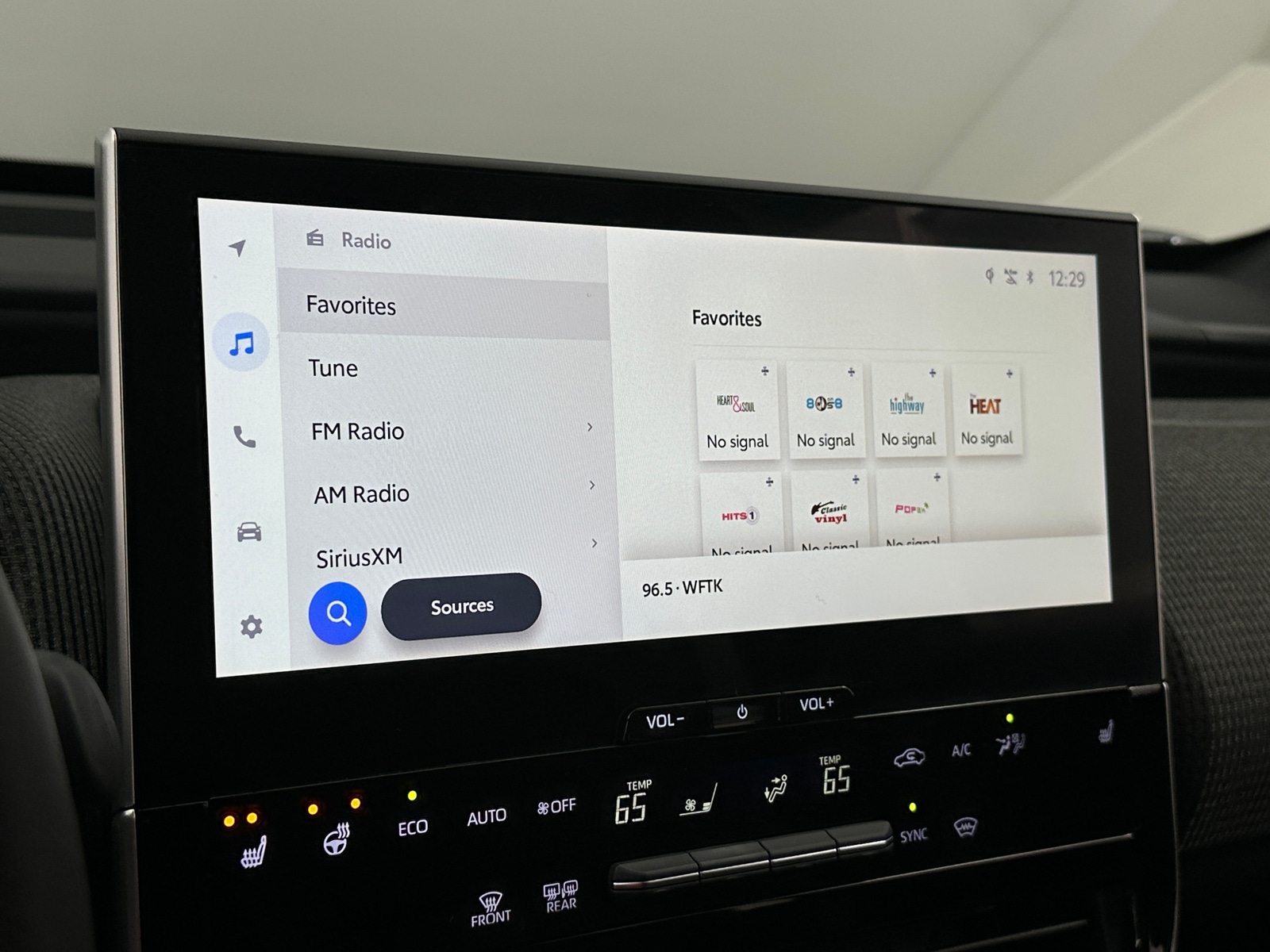 Thumbnail: 2024 Subaru Solterra - 4