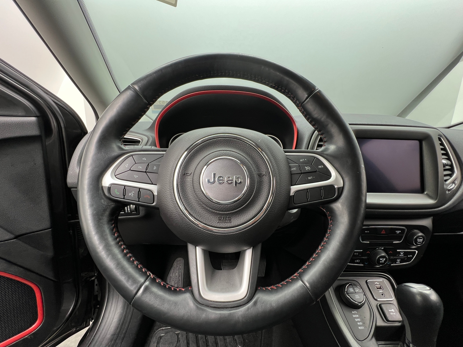 Thumbnail: 2018 Jeep Compass - 4