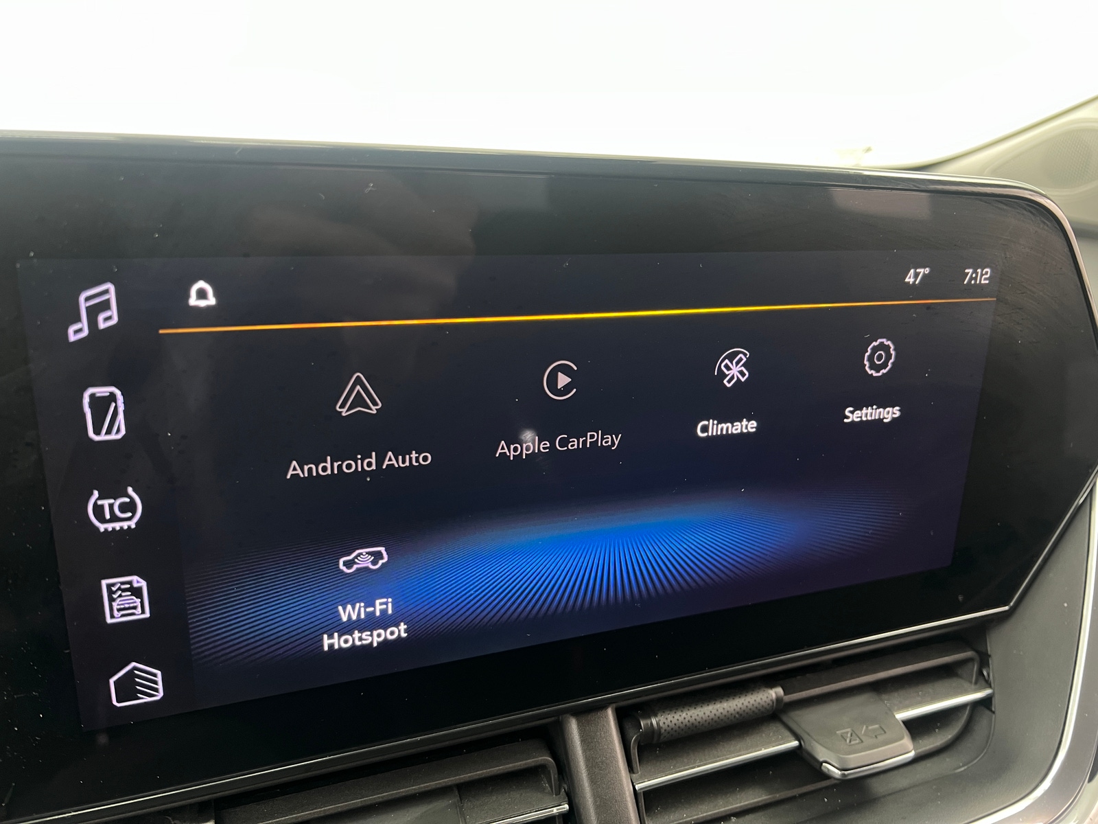 Thumbnail: 2024 Chevrolet Trax - 4