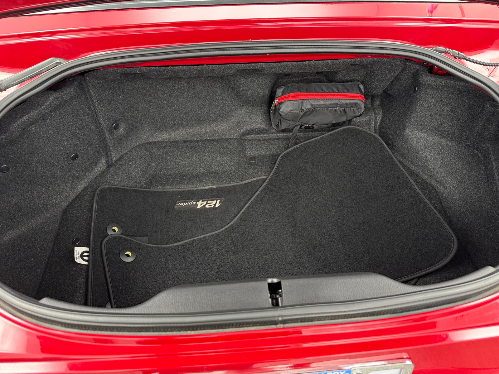 Thumbnail: 2018 Fiat 124 Spider - 5