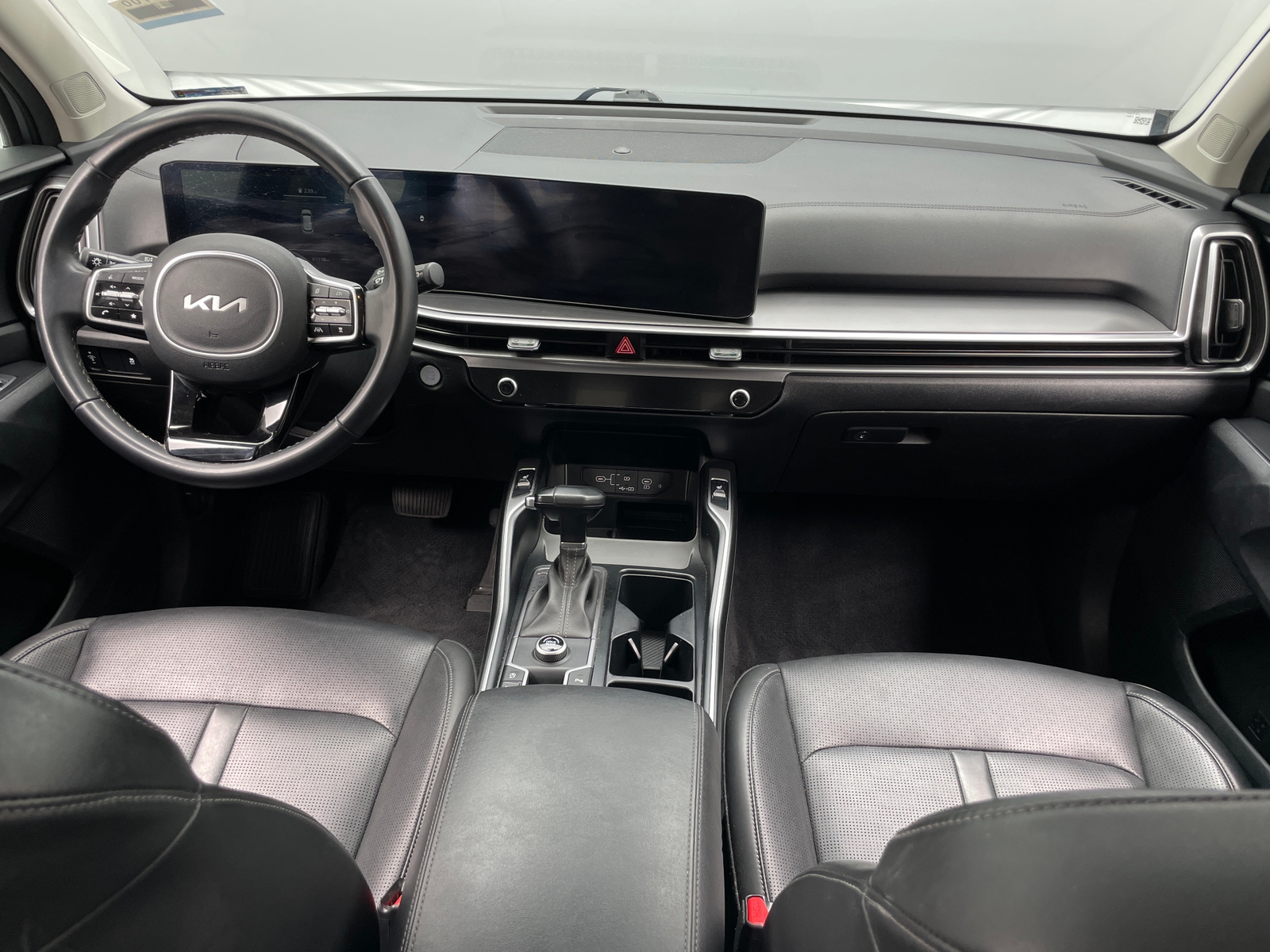 Thumbnail: 2024 Kia Sorento - 2