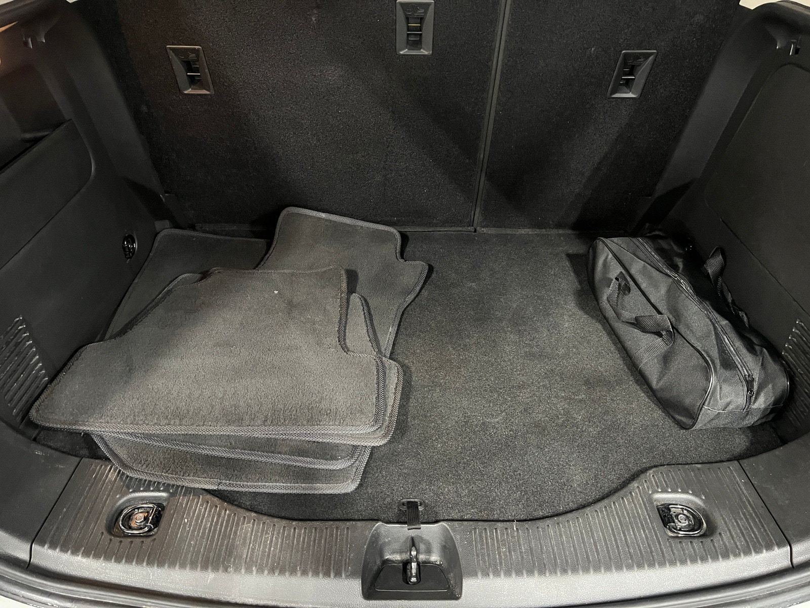 Thumbnail: 2021 Buick Encore - 7