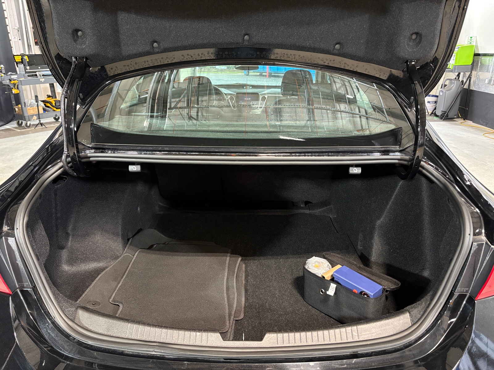 Thumbnail: 2024 Chevrolet Malibu - 7