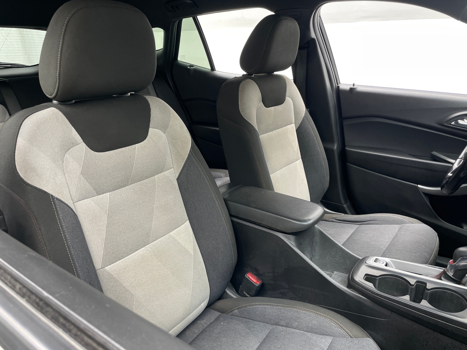 Thumbnail: 2024 Chevrolet Trax - 2