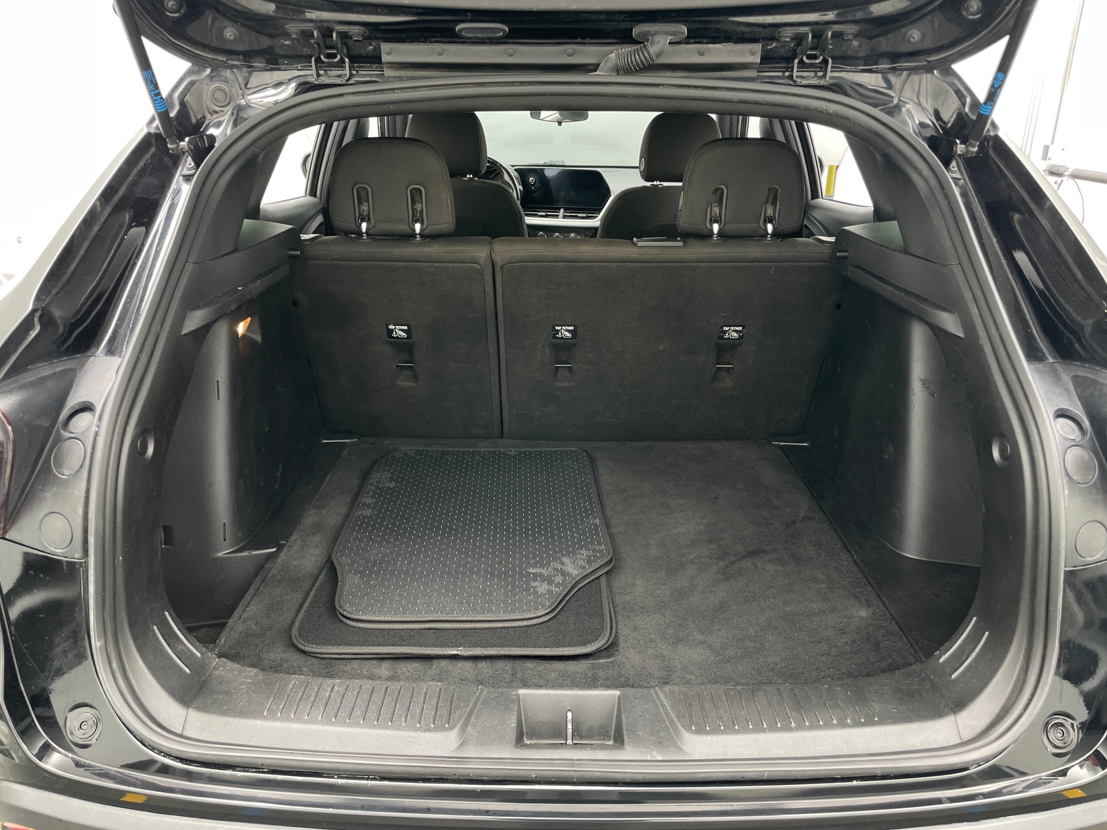 Thumbnail: 2024 Chevrolet Trax - 7