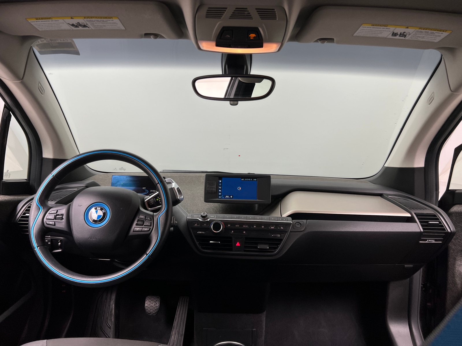 Thumbnail: 2019 BMW i3 - 3