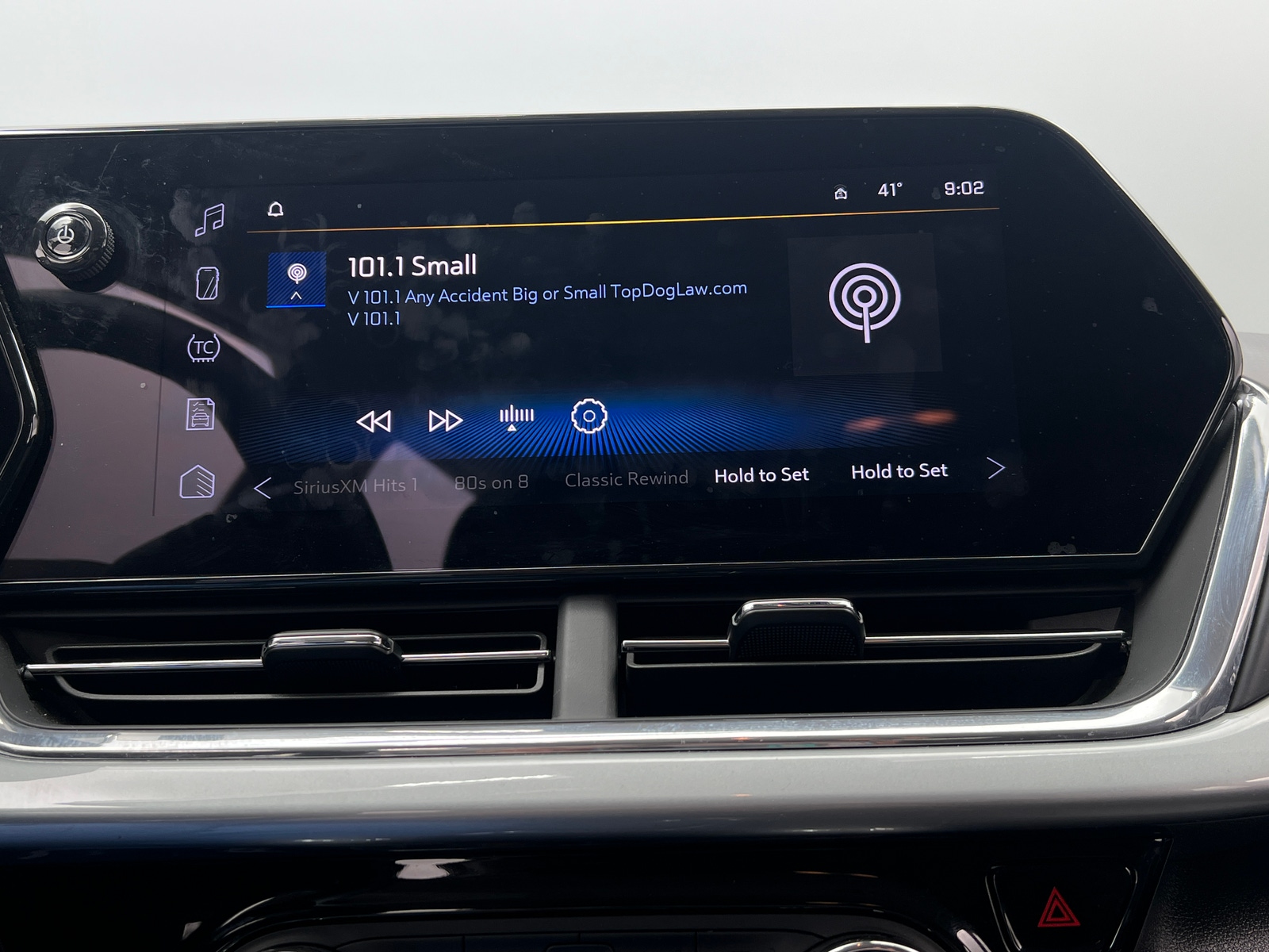 Thumbnail: 2025 Chevrolet Trax - 4