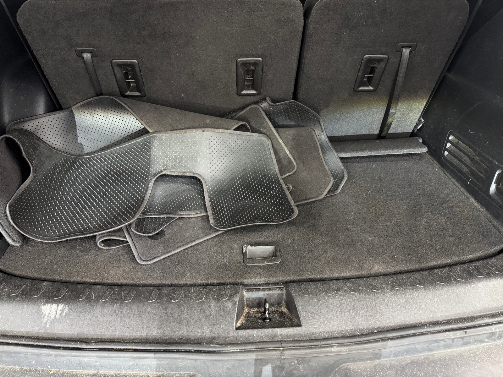 Thumbnail: 2021 Chevrolet Traverse - 6