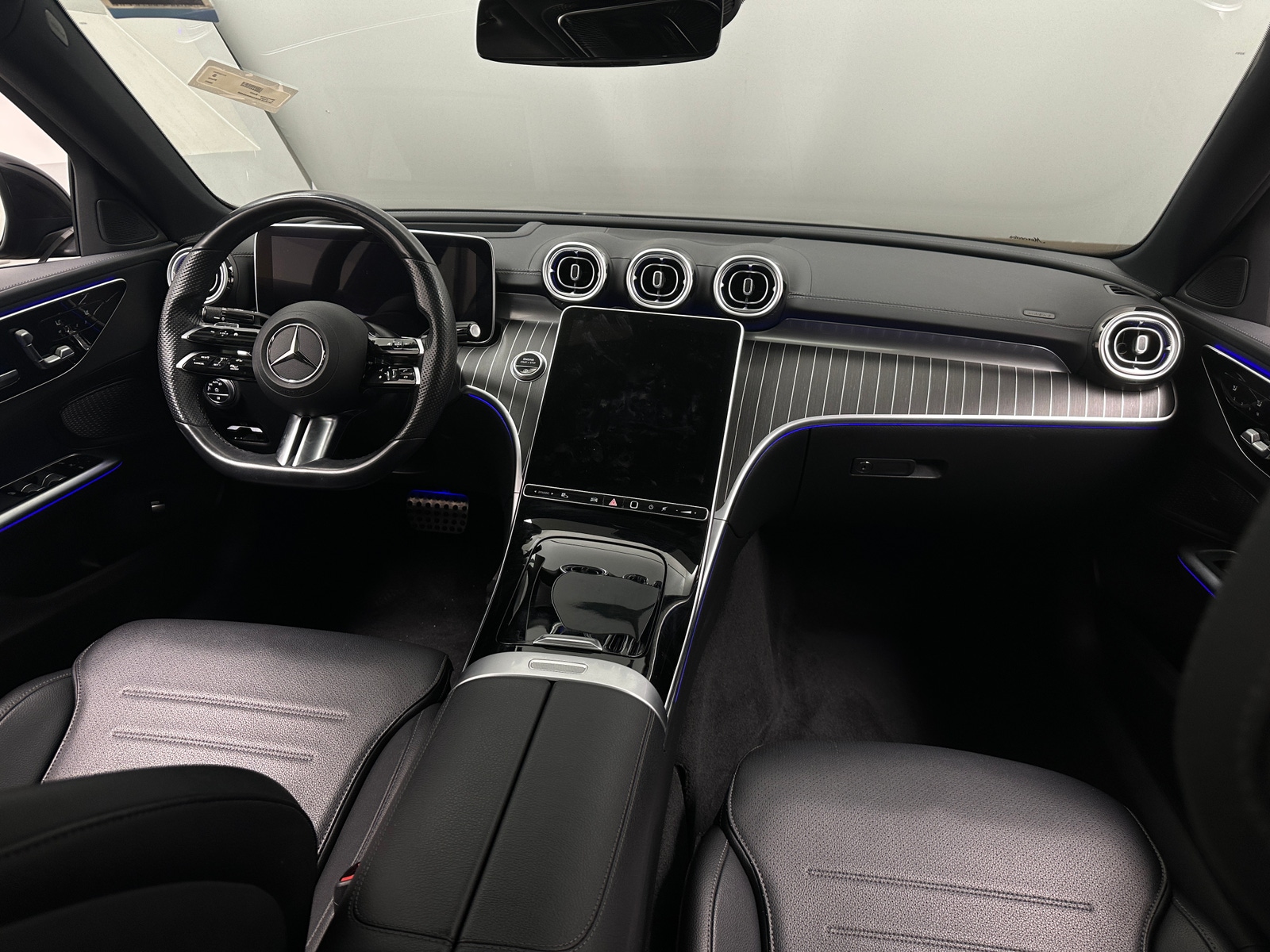 Thumbnail: 2022 Mercedes-Benz C-Class - 2