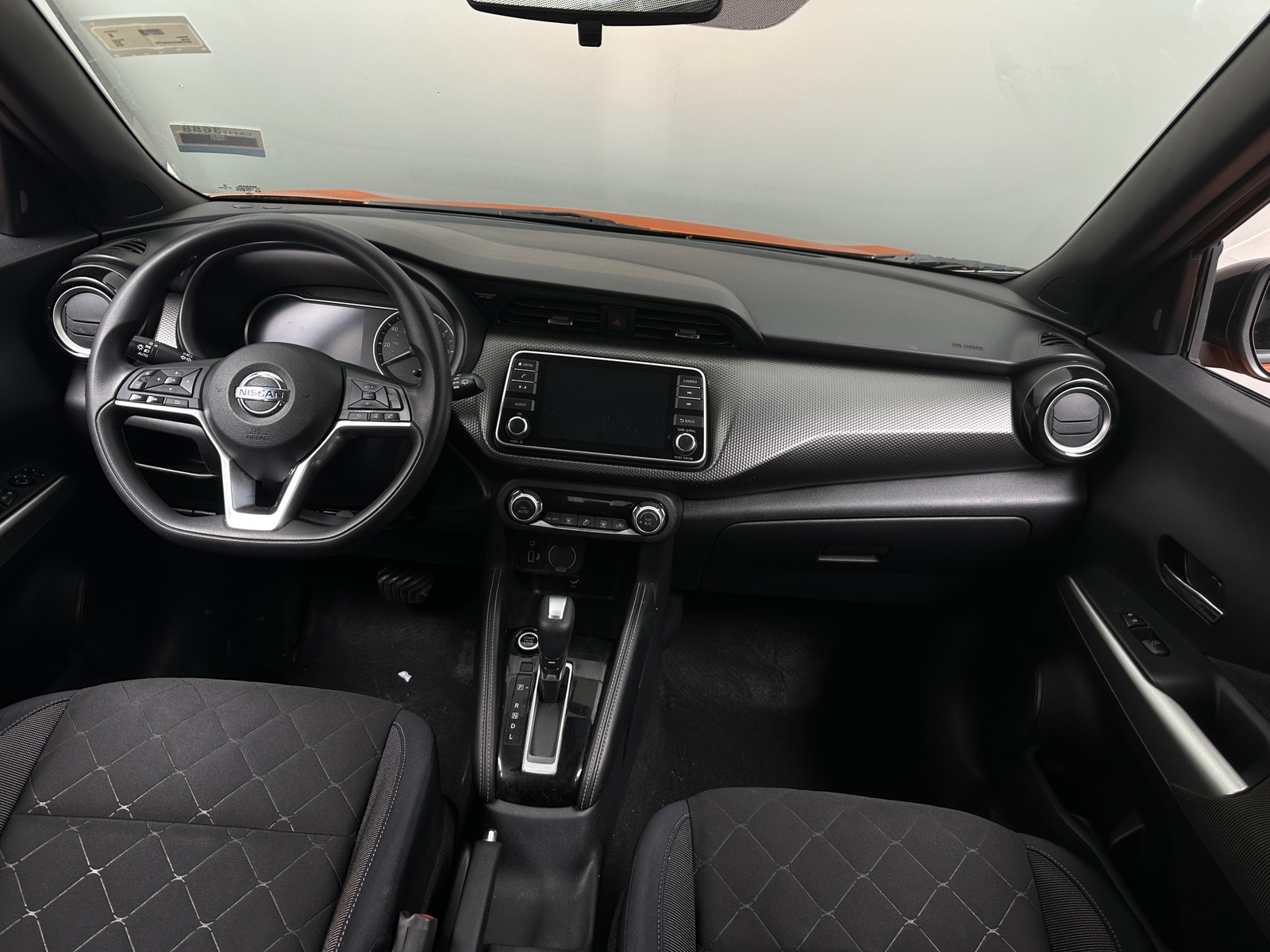 Thumbnail: 2018 Nissan Kicks - 3