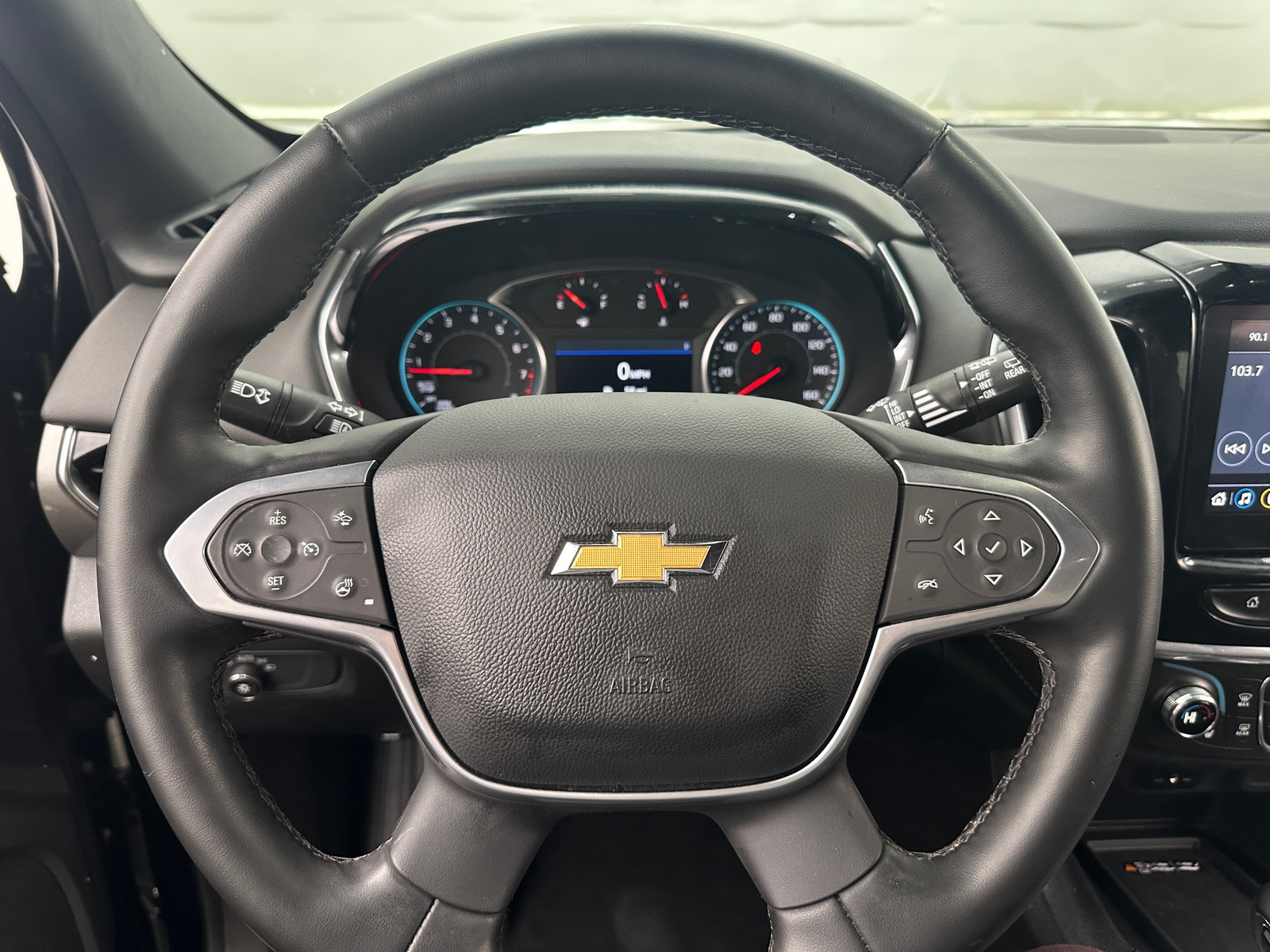 Thumbnail: 2023 Chevrolet Traverse - 4