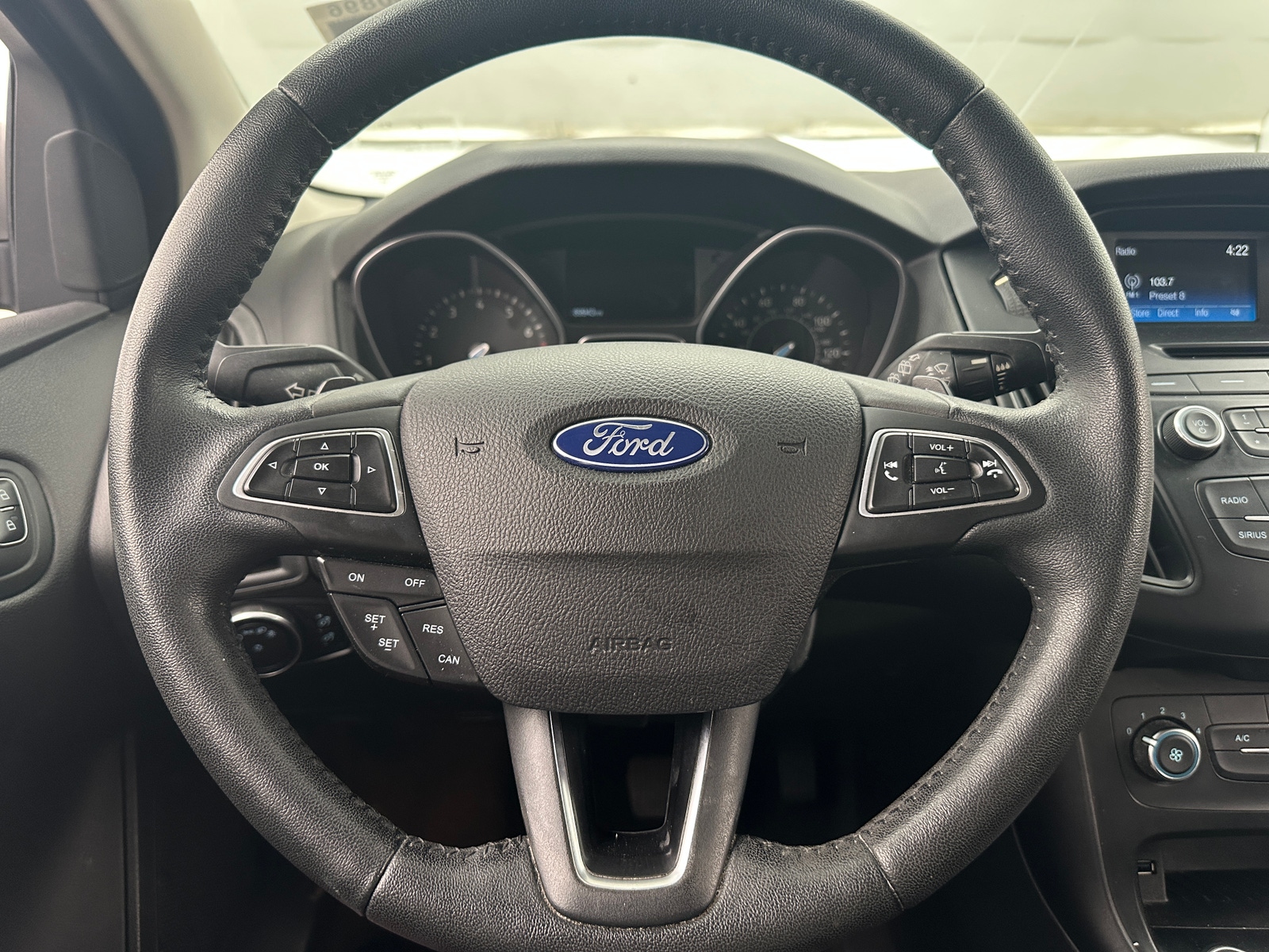 Thumbnail: 2015 Ford Focus - 5