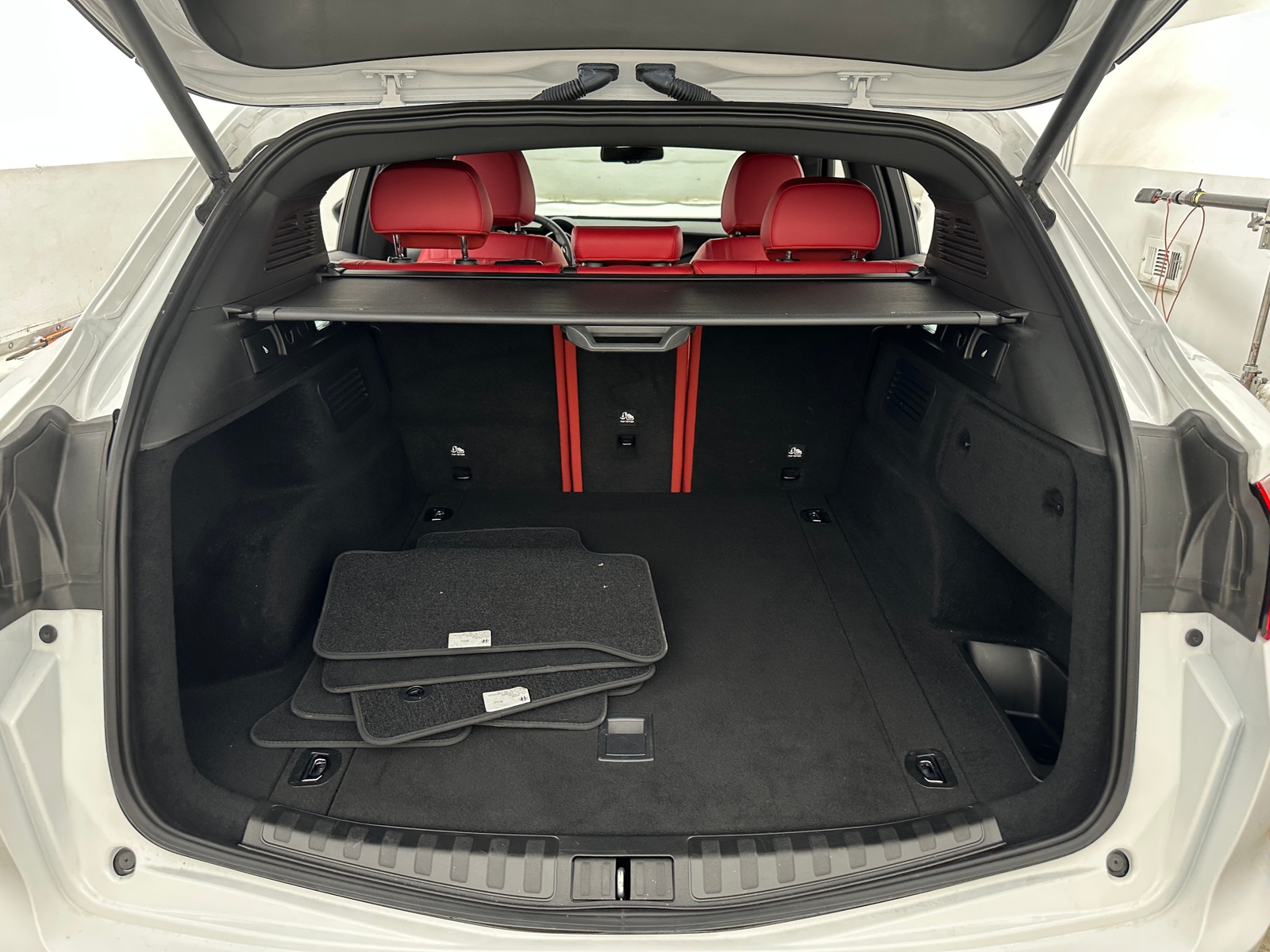 Thumbnail: 2022 Alfa Romeo Stelvio - 6