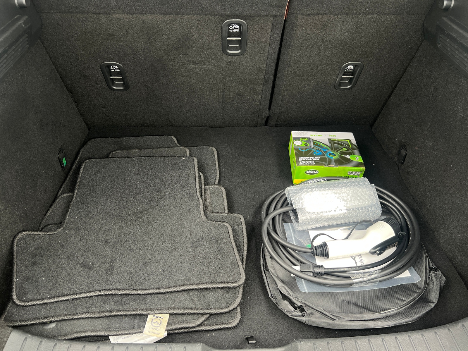 Thumbnail: 2022 Mazda MX-30 - 7