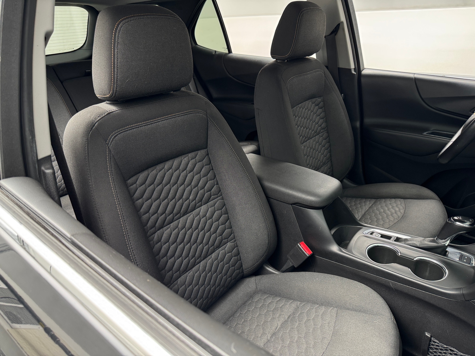 Thumbnail: 2018 Chevrolet Equinox - 2