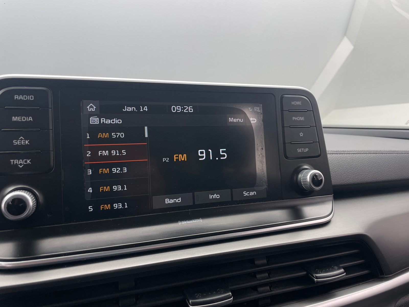 Thumbnail: 2020 Kia Telluride - 3