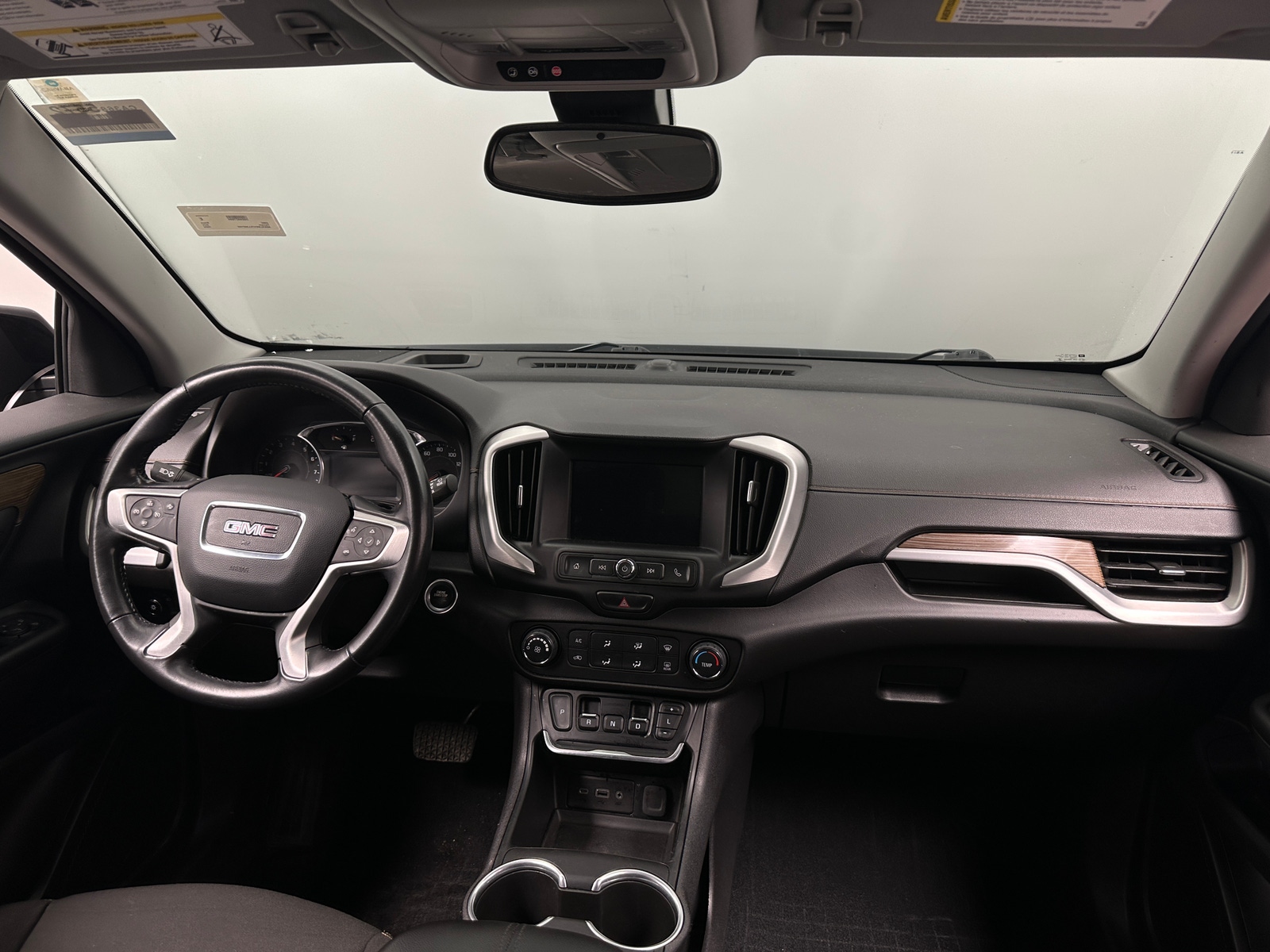 Thumbnail: 2020 GMC Terrain - 3