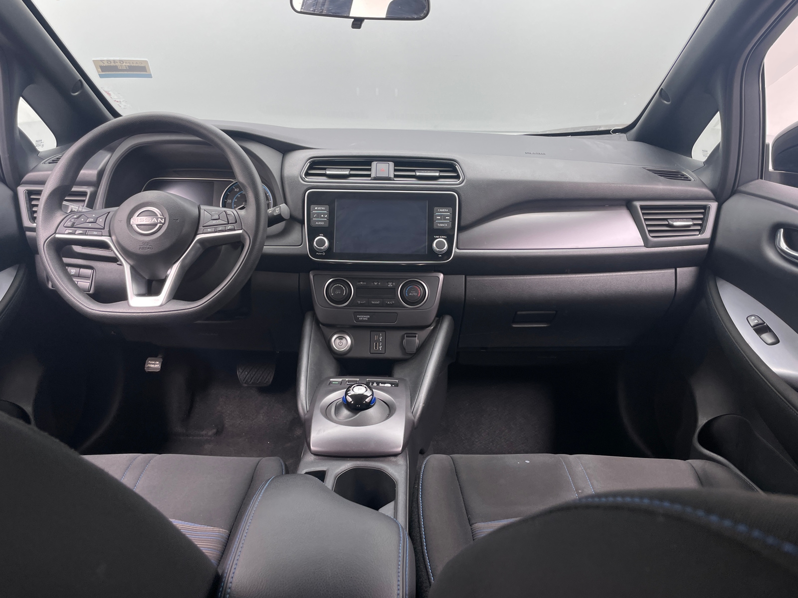 Thumbnail: 2025 Nissan Leaf - 3