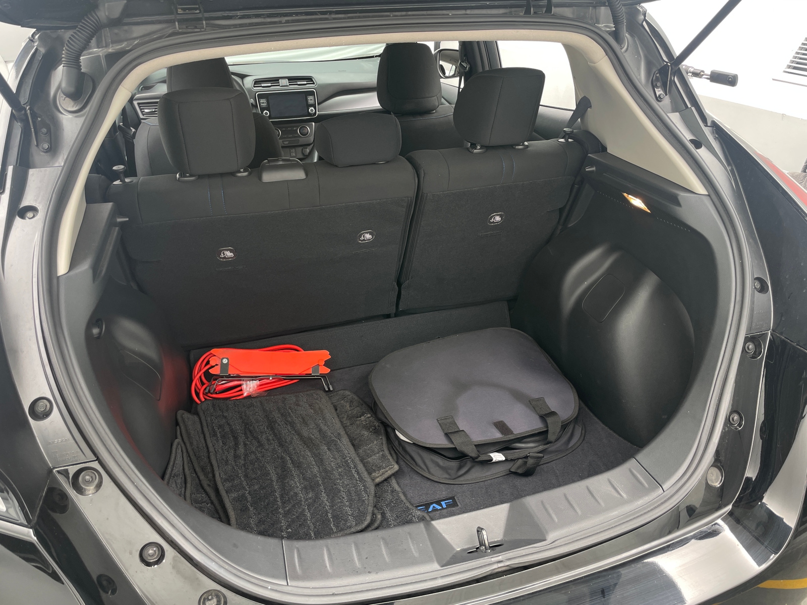 Thumbnail: 2025 Nissan Leaf - 7