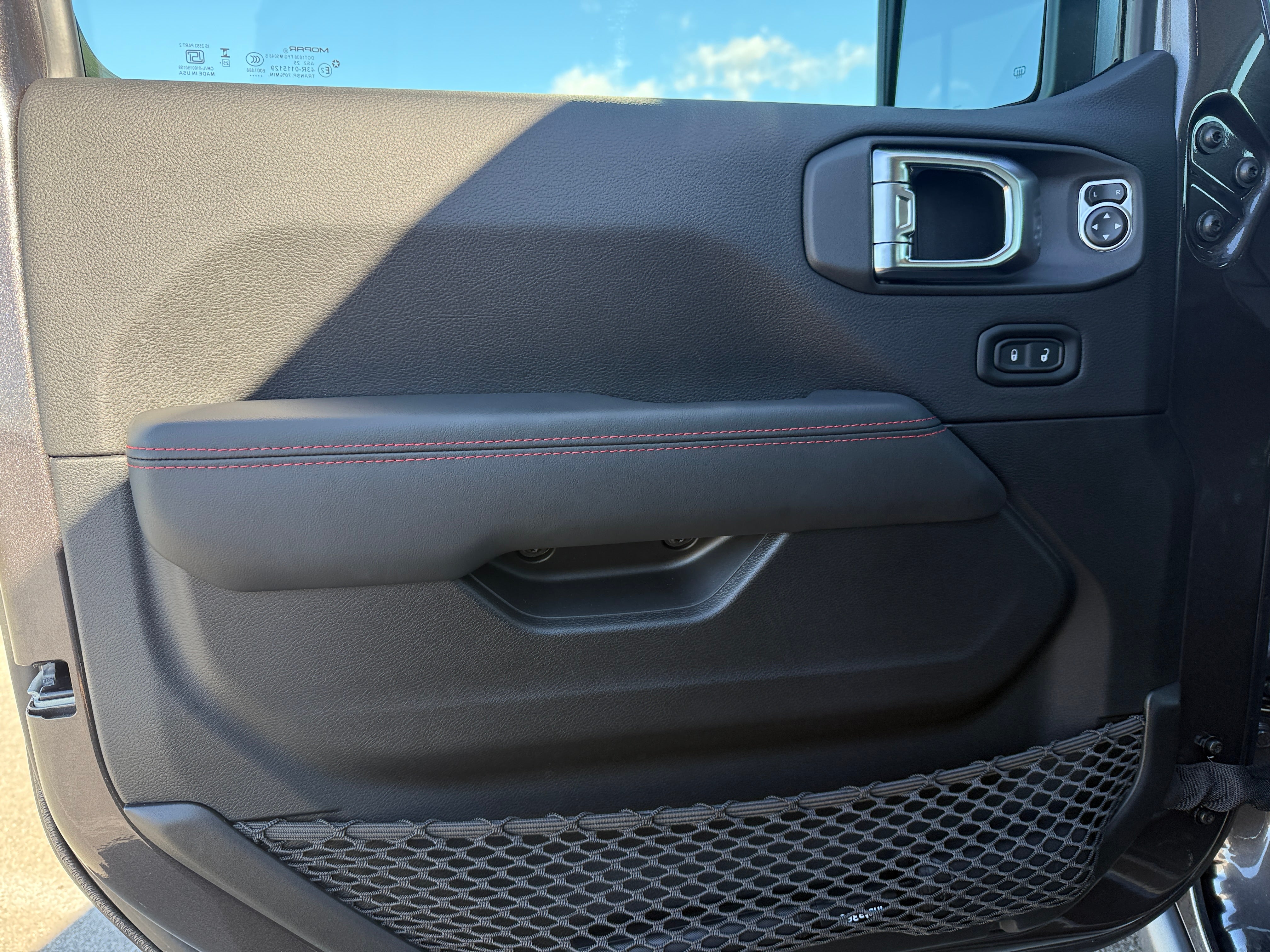2026 Jeep Wrangler 4-Door Rubicon - Photo 2