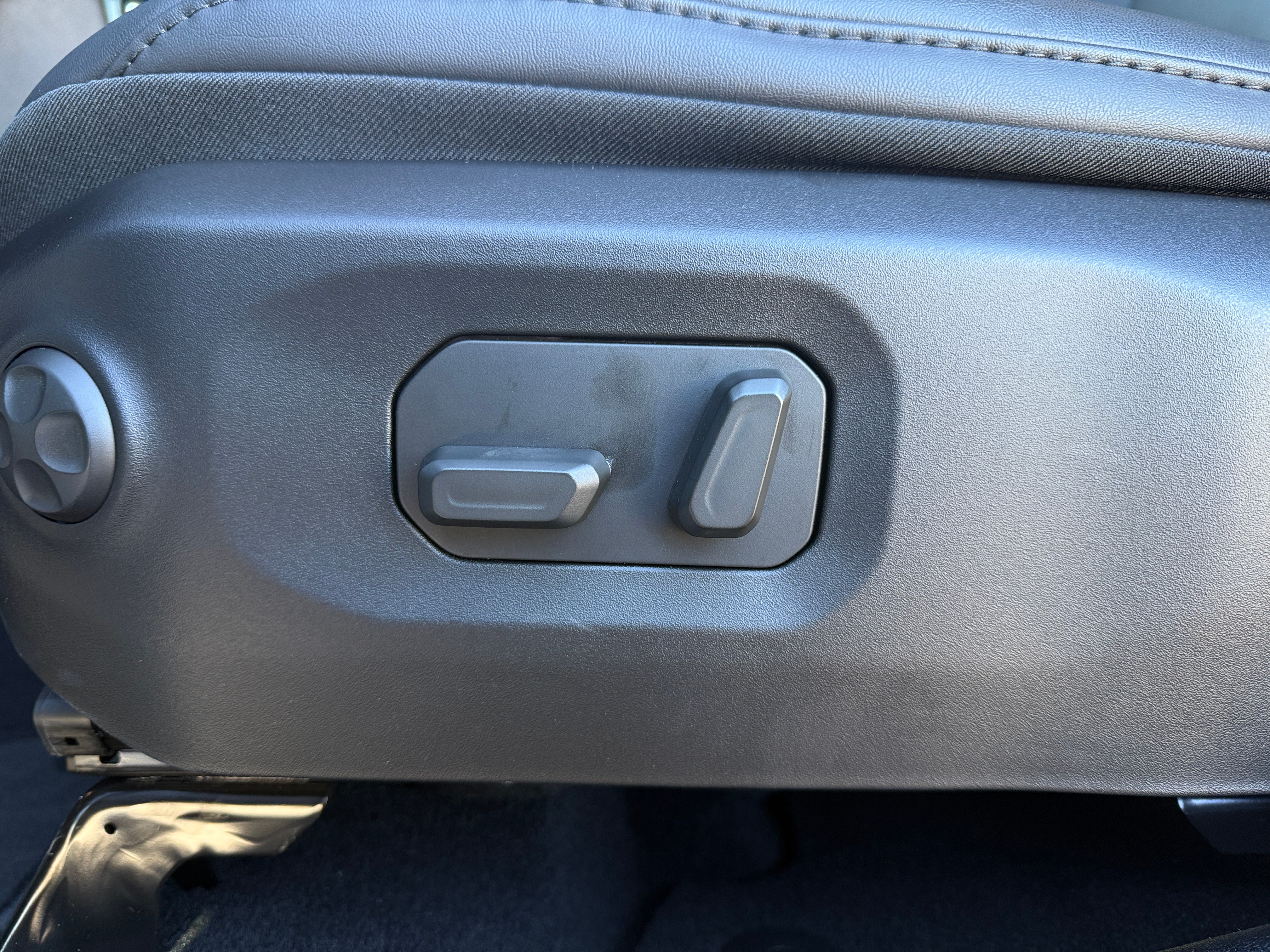 2026 Jeep Wrangler 4-Door Rubicon - Photo 3