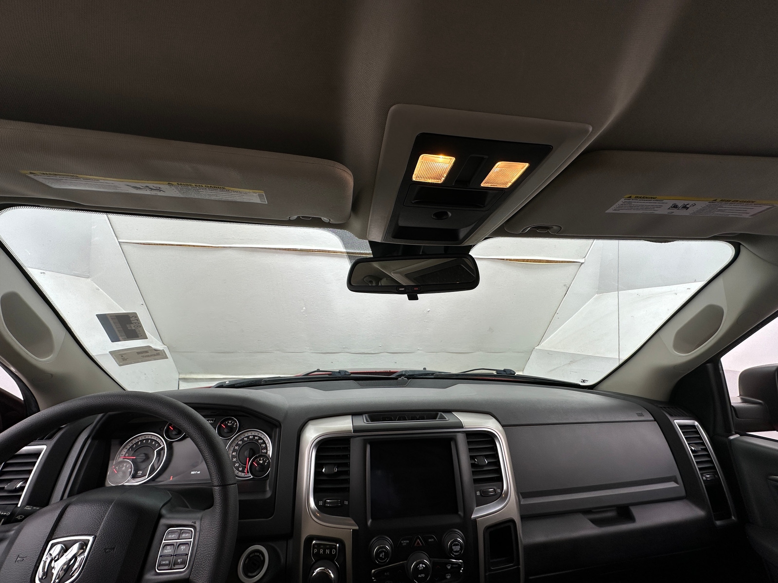 Thumbnail: 2019 RAM 1500 Classic - 3