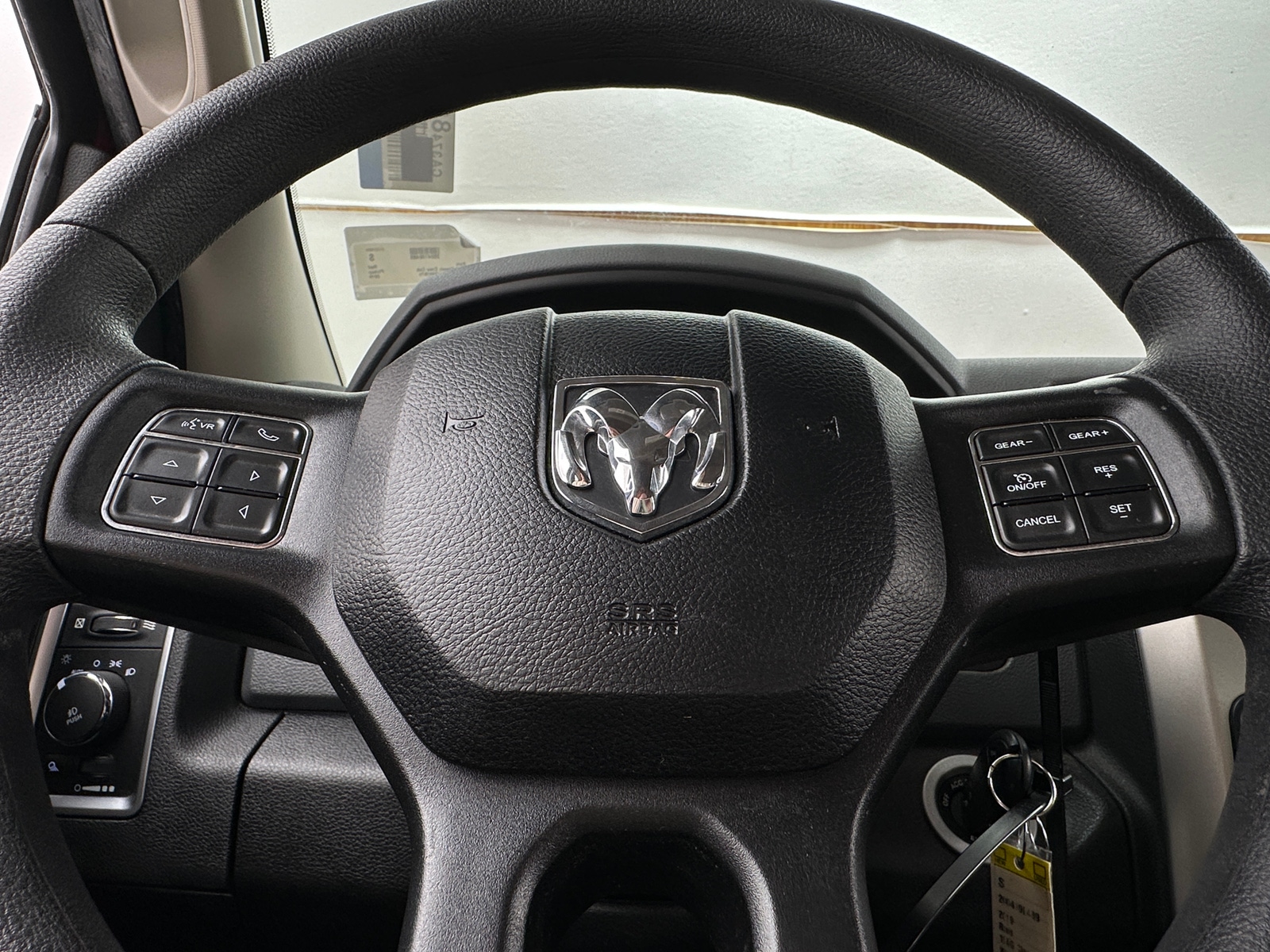 Thumbnail: 2019 RAM 1500 Classic - 5