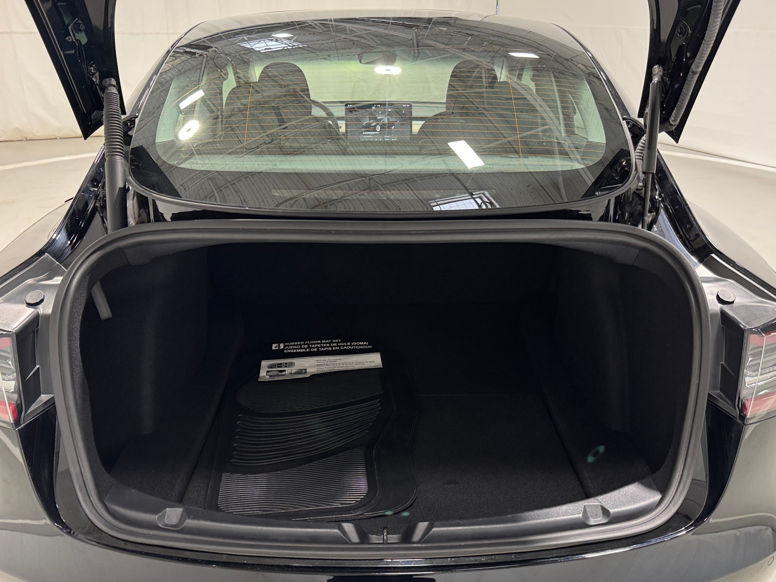 Thumbnail: 2022 Tesla Model 3 - 4