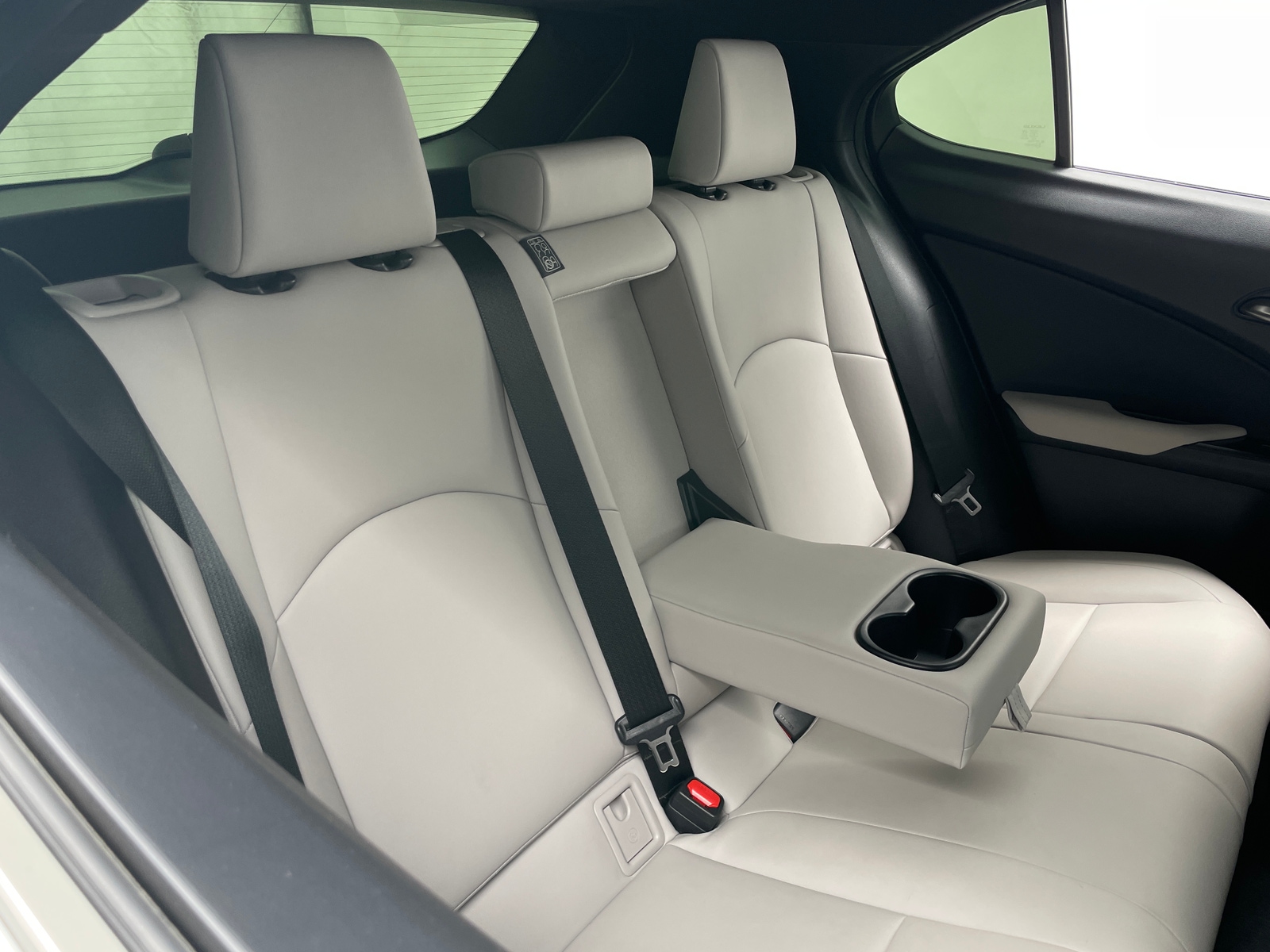 Thumbnail: 2021 Lexus UX - 5