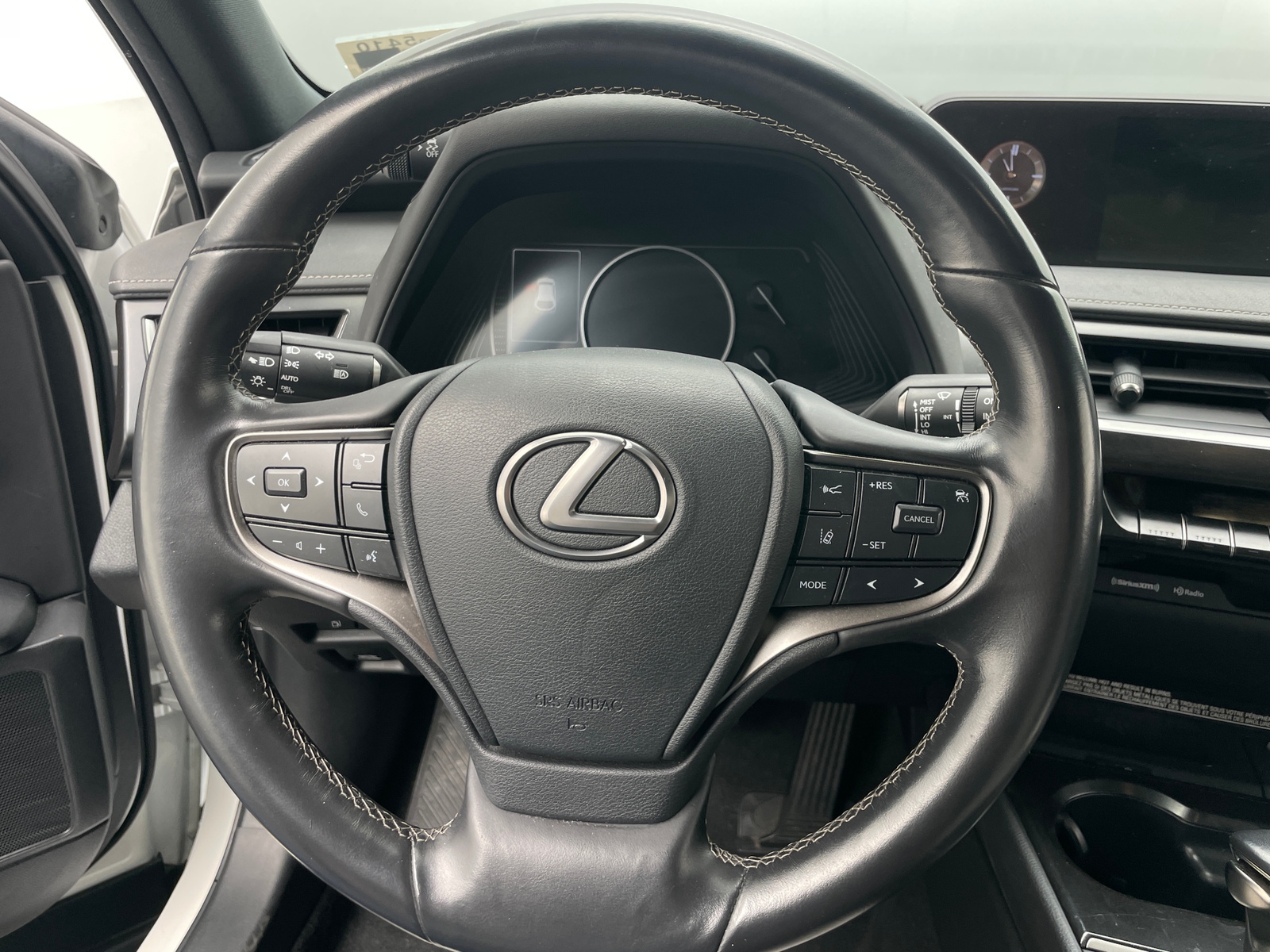 Thumbnail: 2021 Lexus UX - 4