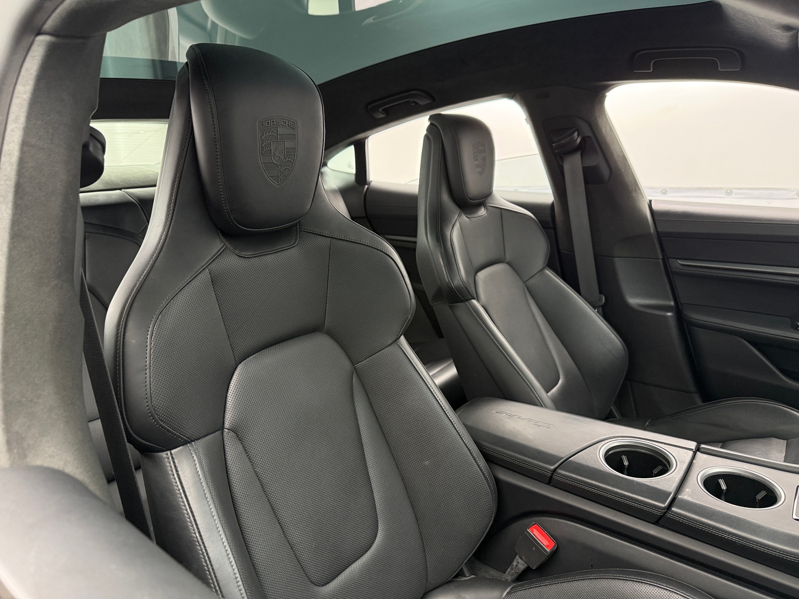 Thumbnail: 2020 Porsche Taycan - 2