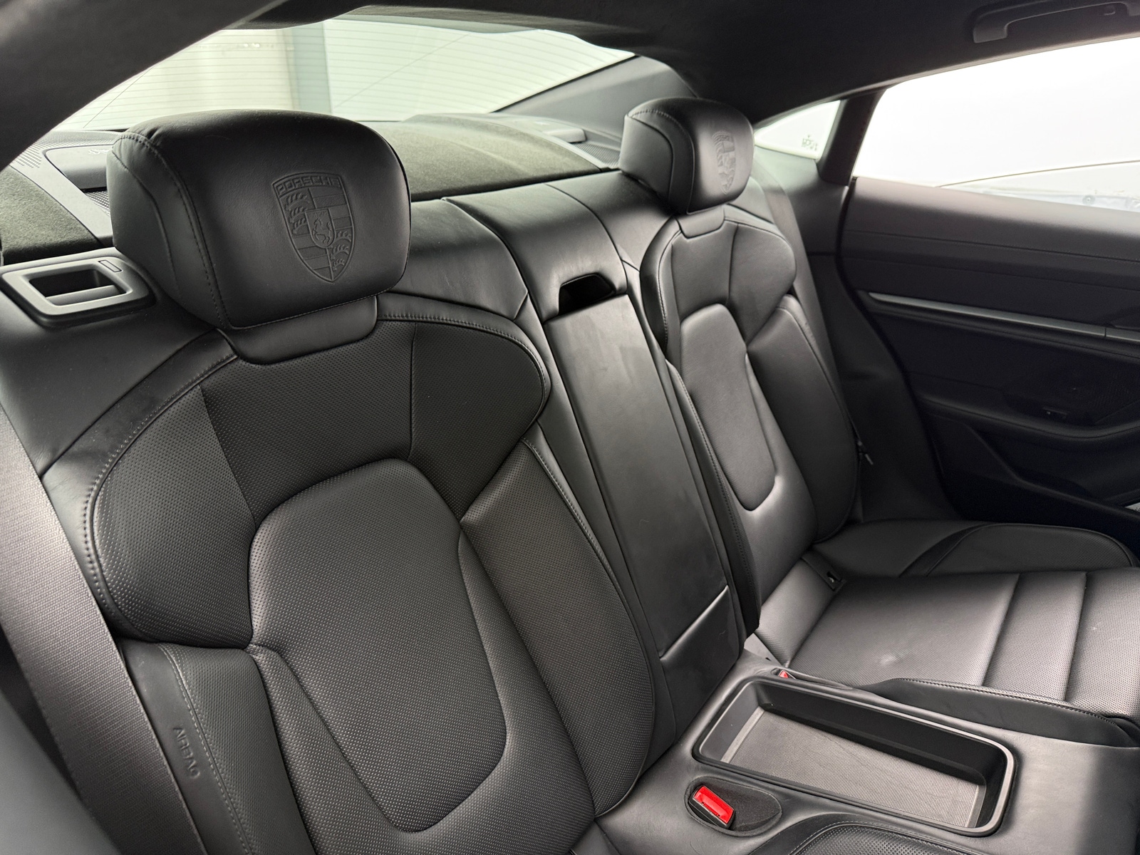 Thumbnail: 2020 Porsche Taycan - 6