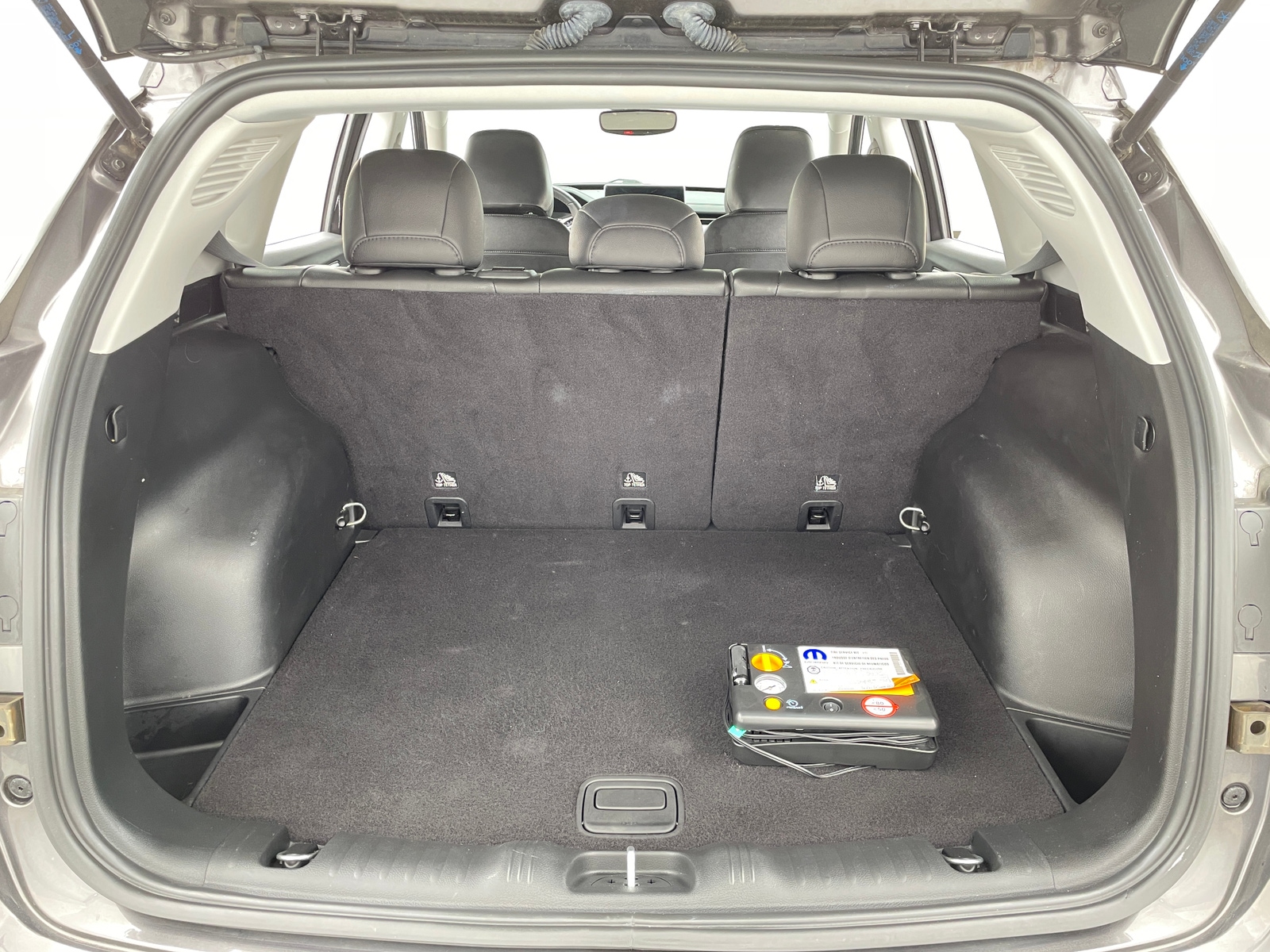 Thumbnail: 2022 Jeep Compass - 6