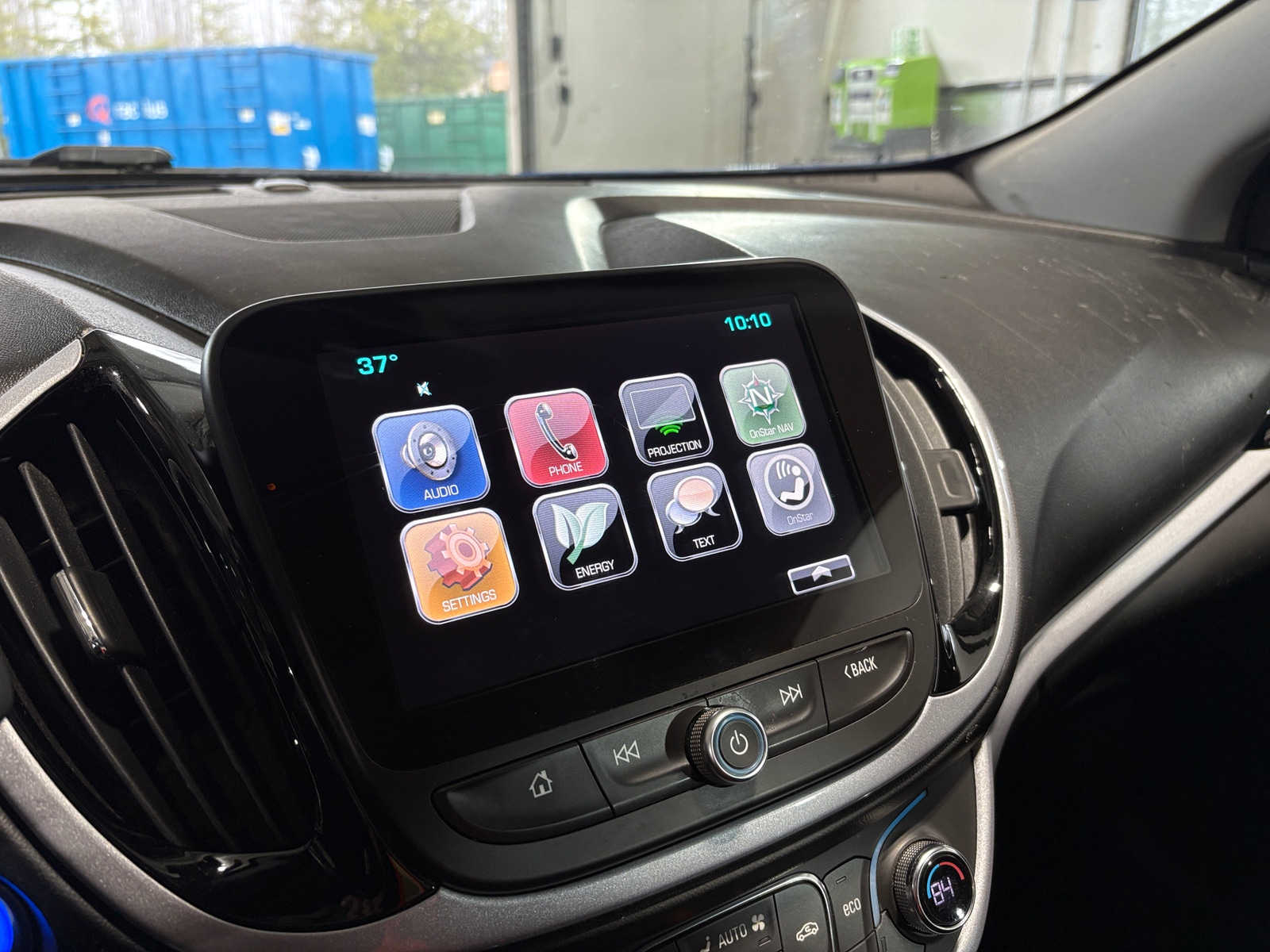 Thumbnail: 2017 Chevrolet Volt - 4