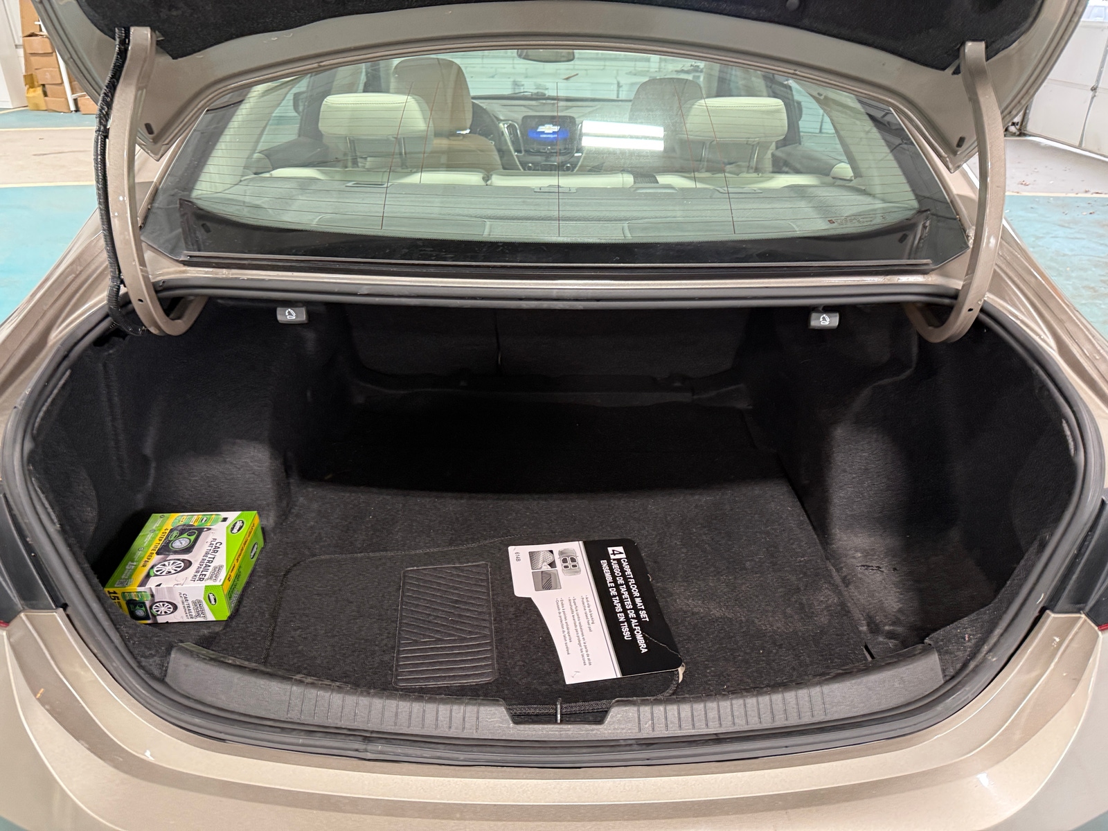 Thumbnail: 2024 Chevrolet Malibu - 6